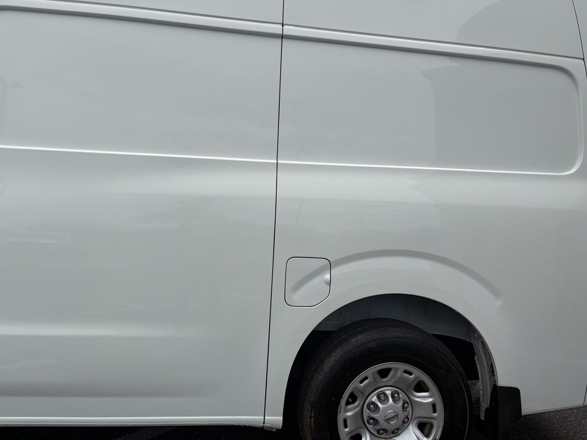Nissan NV Cargo NV2500 HD High Roof V6 SV 2021