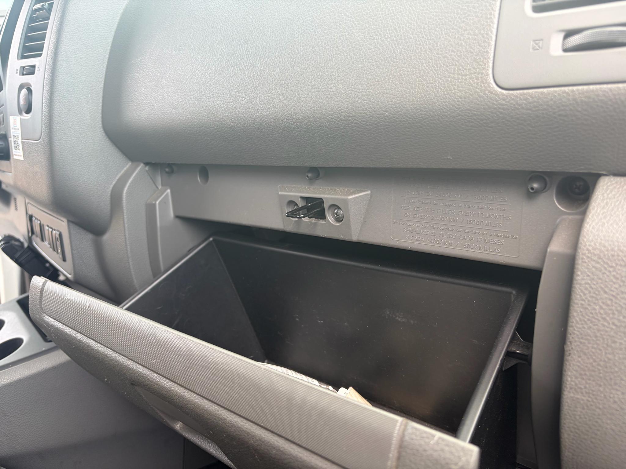 Nissan NV Cargo NV2500 HD High Roof V6 SV 2021