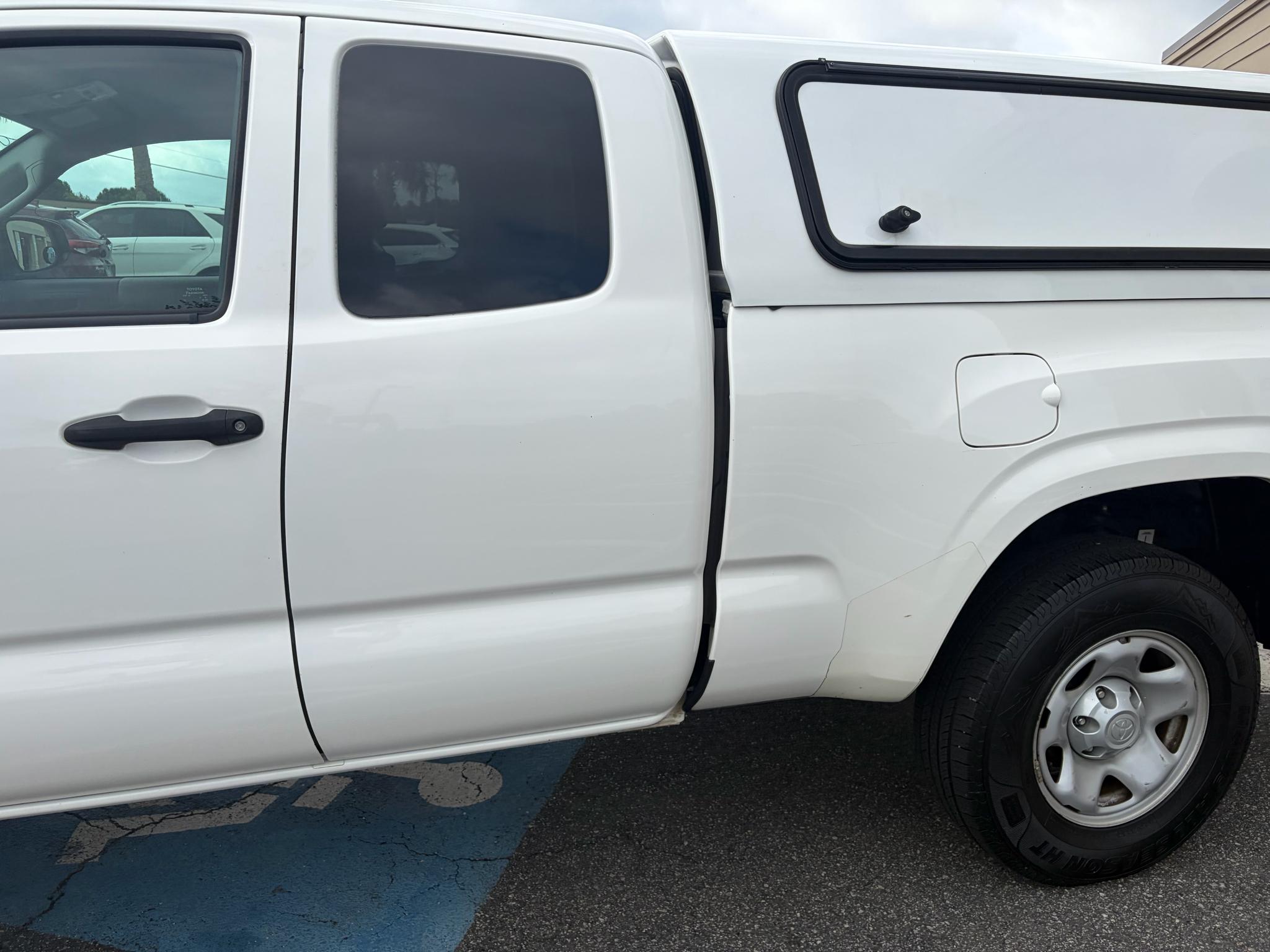 Toyota Tacoma 2WD SR5 Access Cab 6' Bed I4 AT (Natl) 2021
