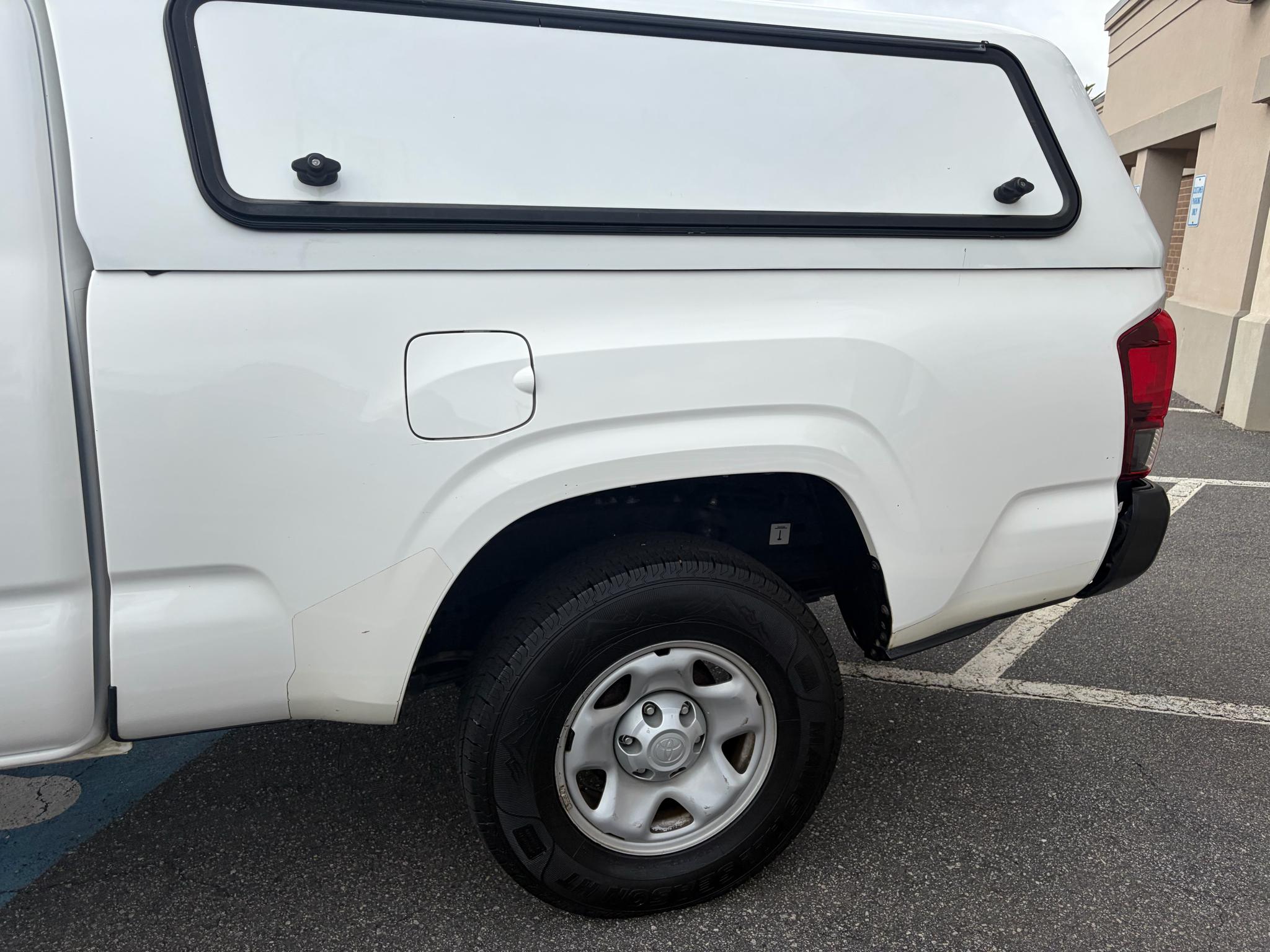 Toyota Tacoma 2WD SR5 Access Cab 6' Bed I4 AT (Natl) 2021