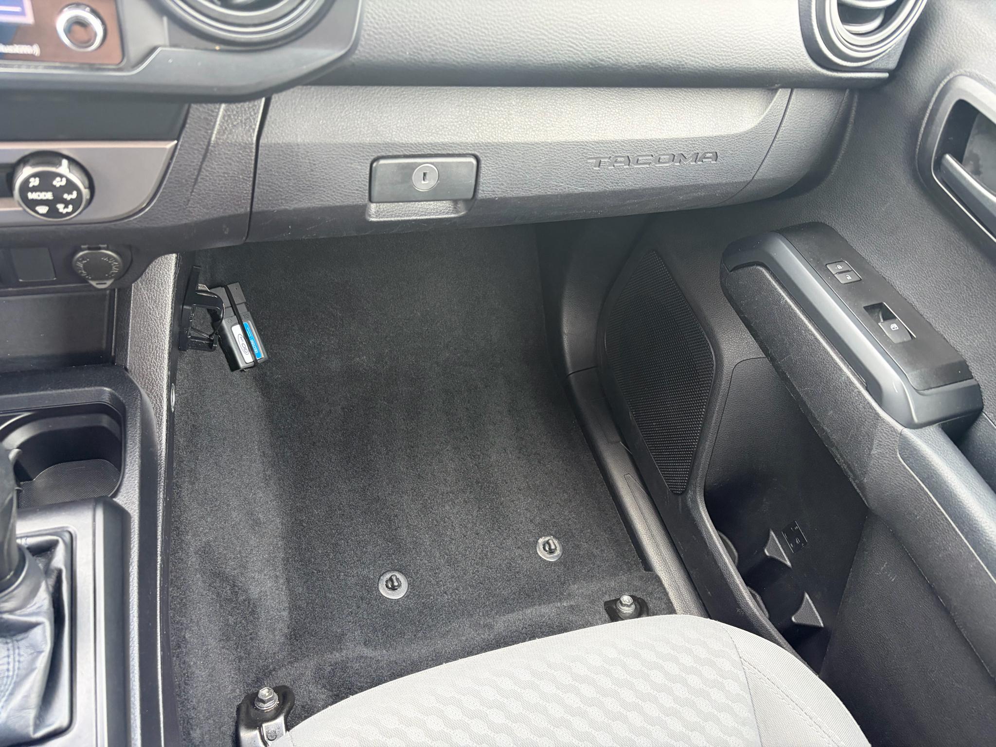 Toyota Tacoma 2WD SR5 Access Cab 6' Bed I4 AT (Natl) 2021