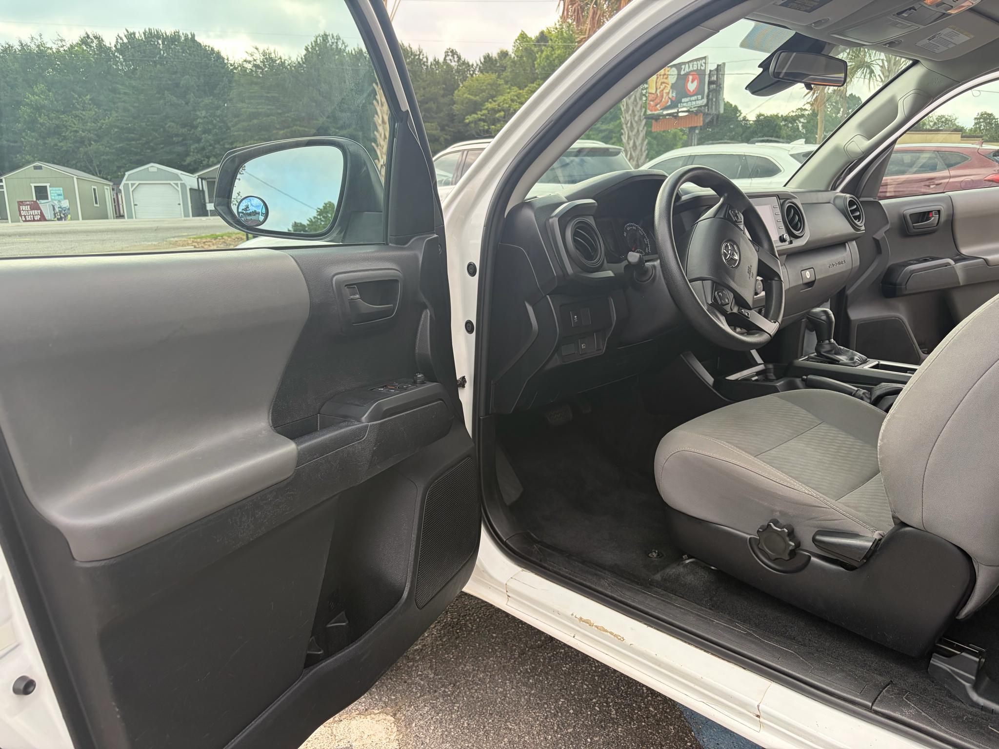 Toyota Tacoma 2WD SR5 Access Cab 6' Bed I4 AT (Natl) 2021