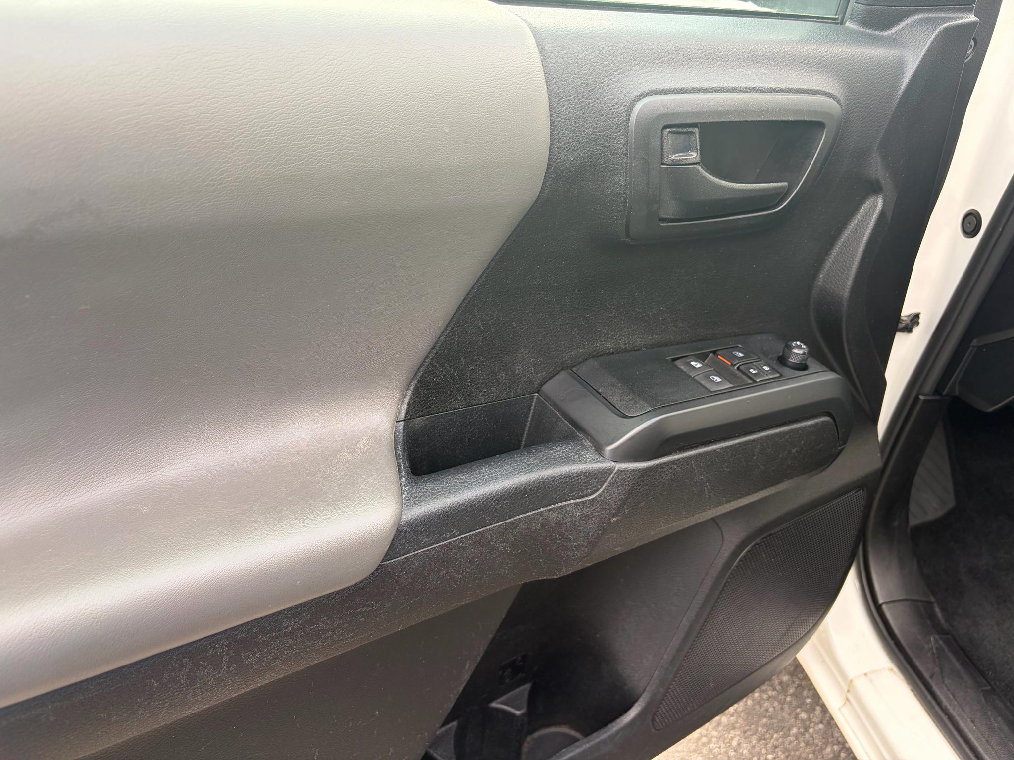 Toyota Tacoma 2WD SR5 Access Cab 6' Bed I4 AT (Natl) 2021