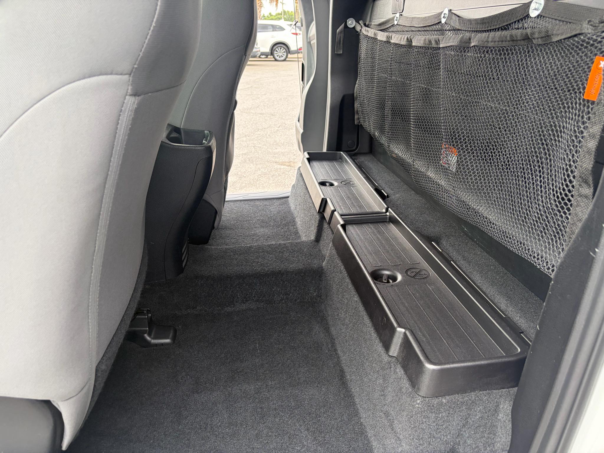 Toyota Tacoma 2WD SR5 Access Cab 6' Bed I4 AT (Natl) 2021
