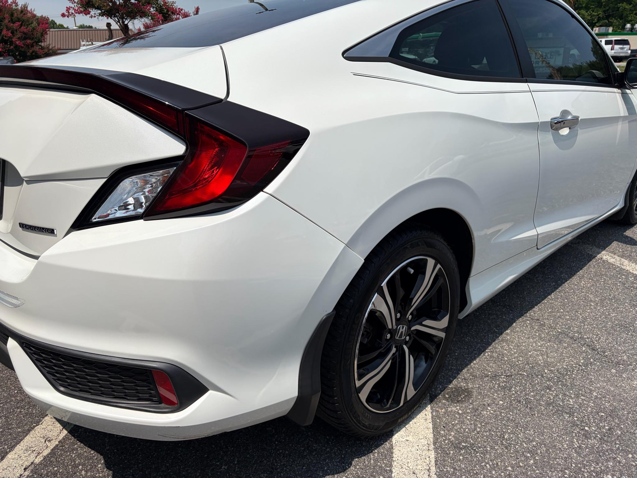 Honda Civic Coupe Touring CVT 2017
