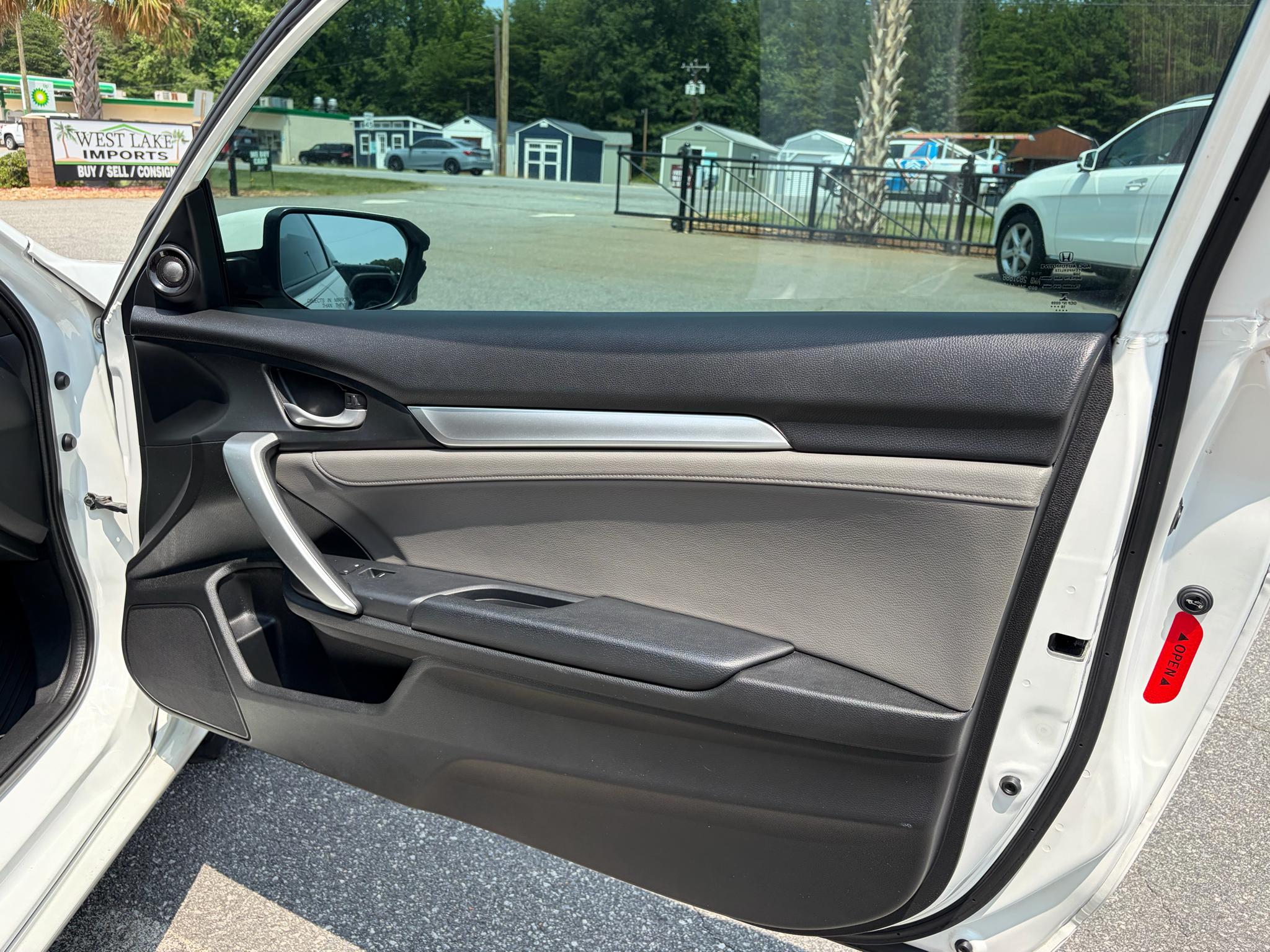 Honda Civic Coupe Touring CVT 2017