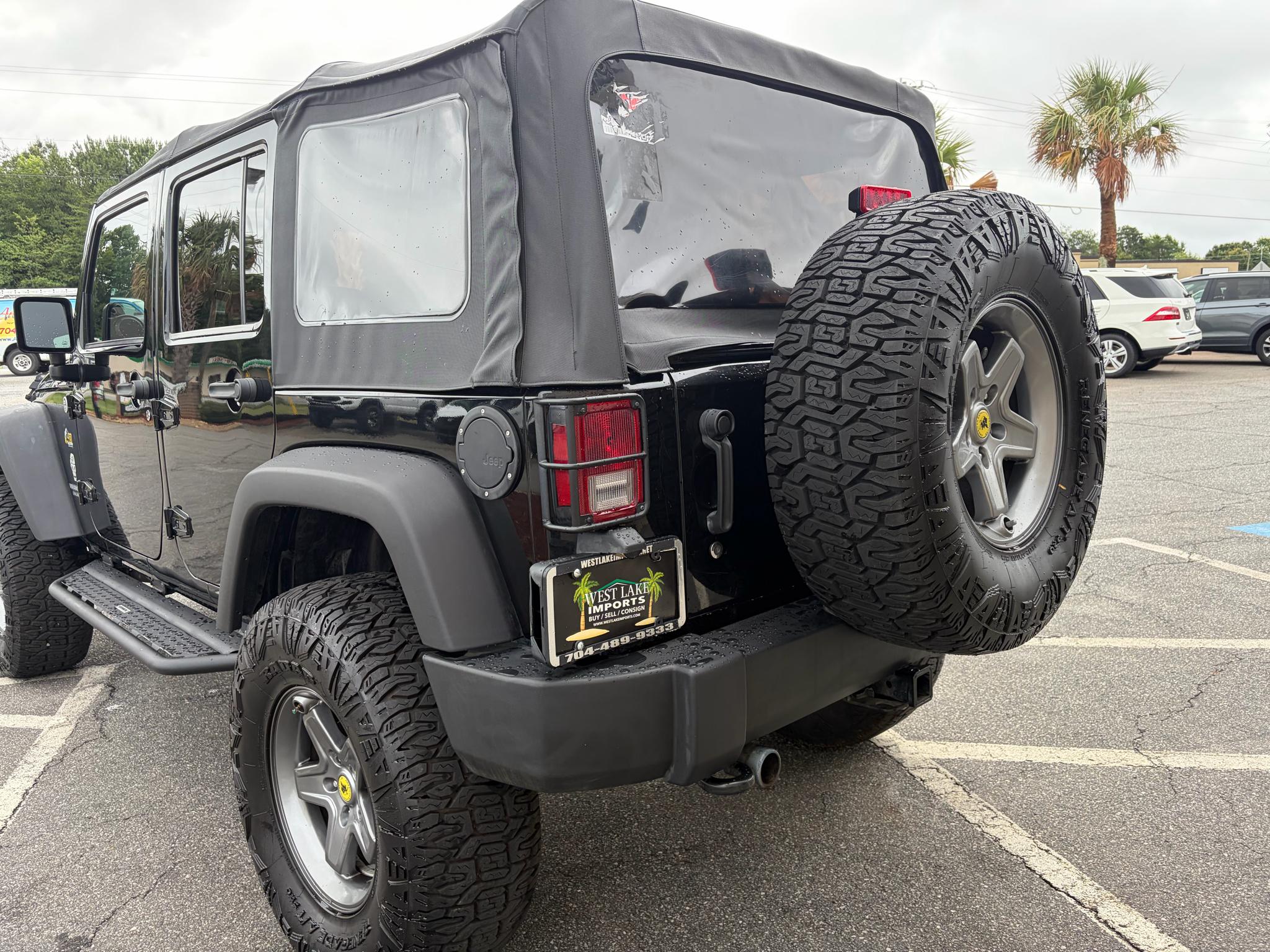 Jeep Wrangler Unlimited 4WD 4dr Sport 2012