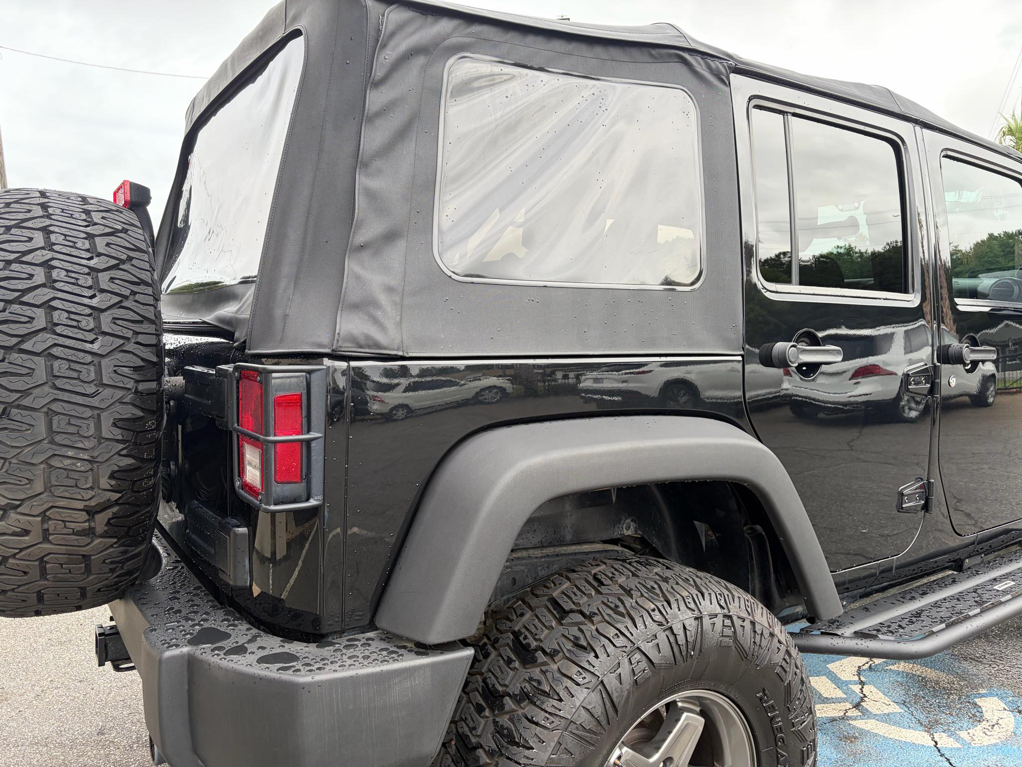 Jeep Wrangler Unlimited 4WD 4dr Sport 2012