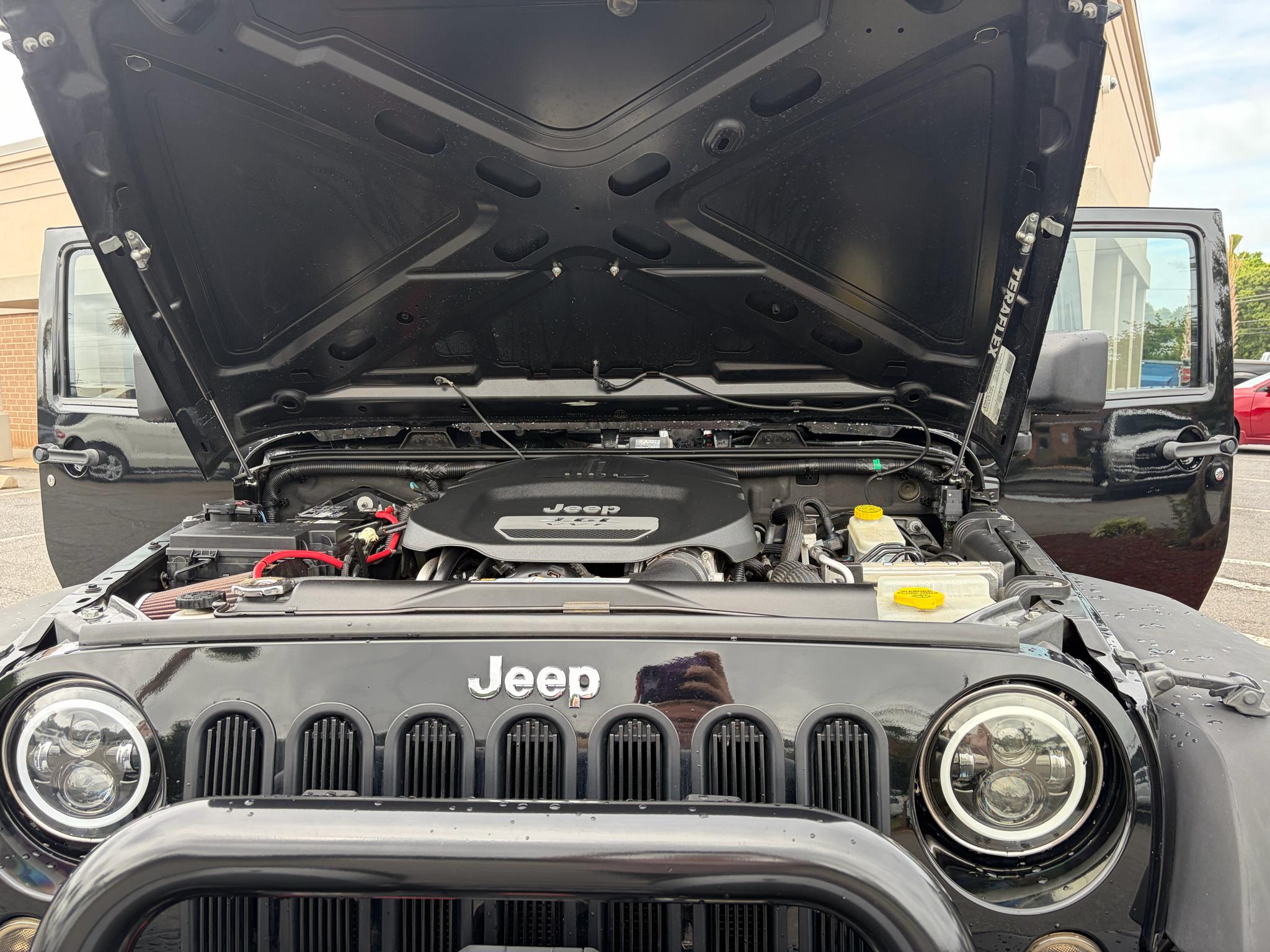 Jeep Wrangler Unlimited 4WD 4dr Sport 2012