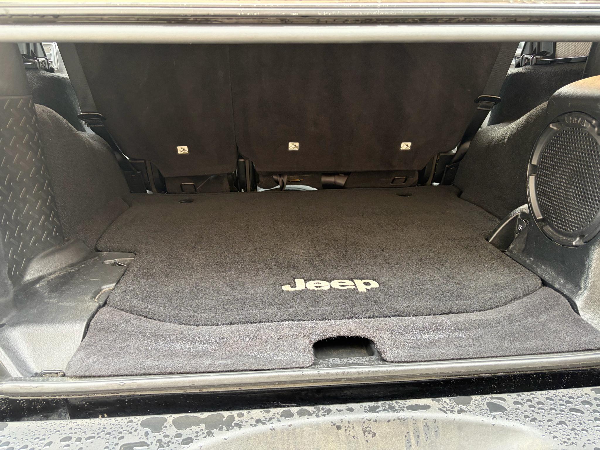 Jeep Wrangler Unlimited 4WD 4dr Sport 2012