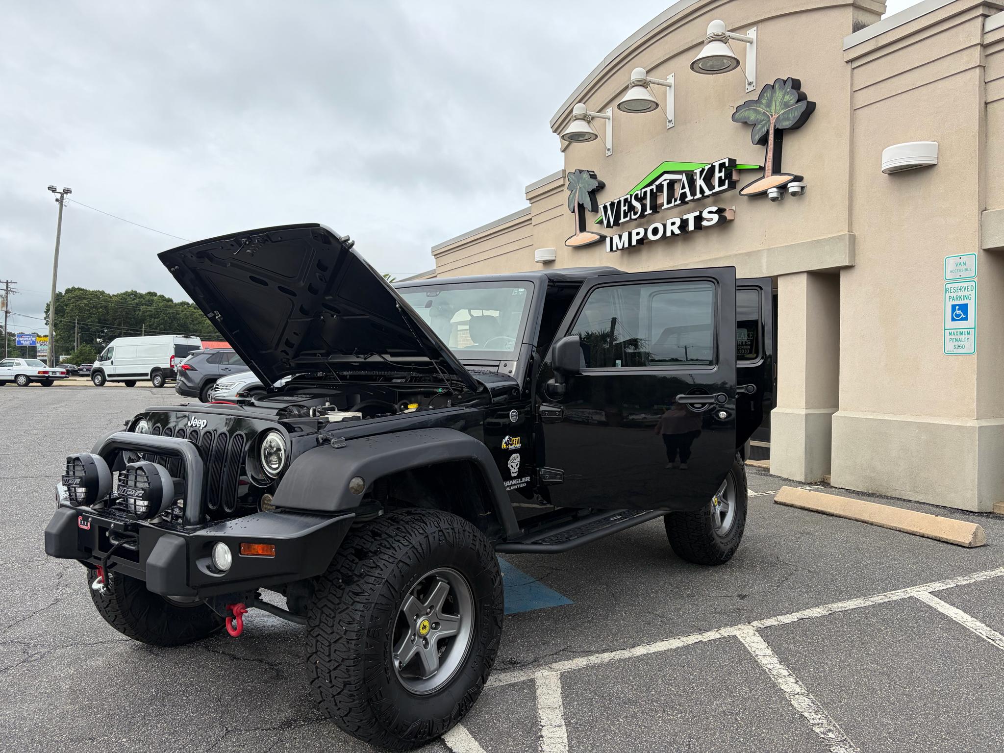 Jeep Wrangler Unlimited 4WD 4dr Sport 2012