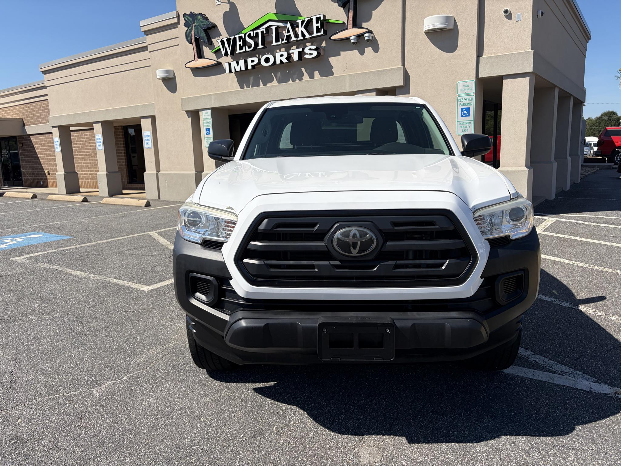 Toyota Tacoma SR5 Access Cab 6' Bed I4 4x2 AT (Natl) 2018