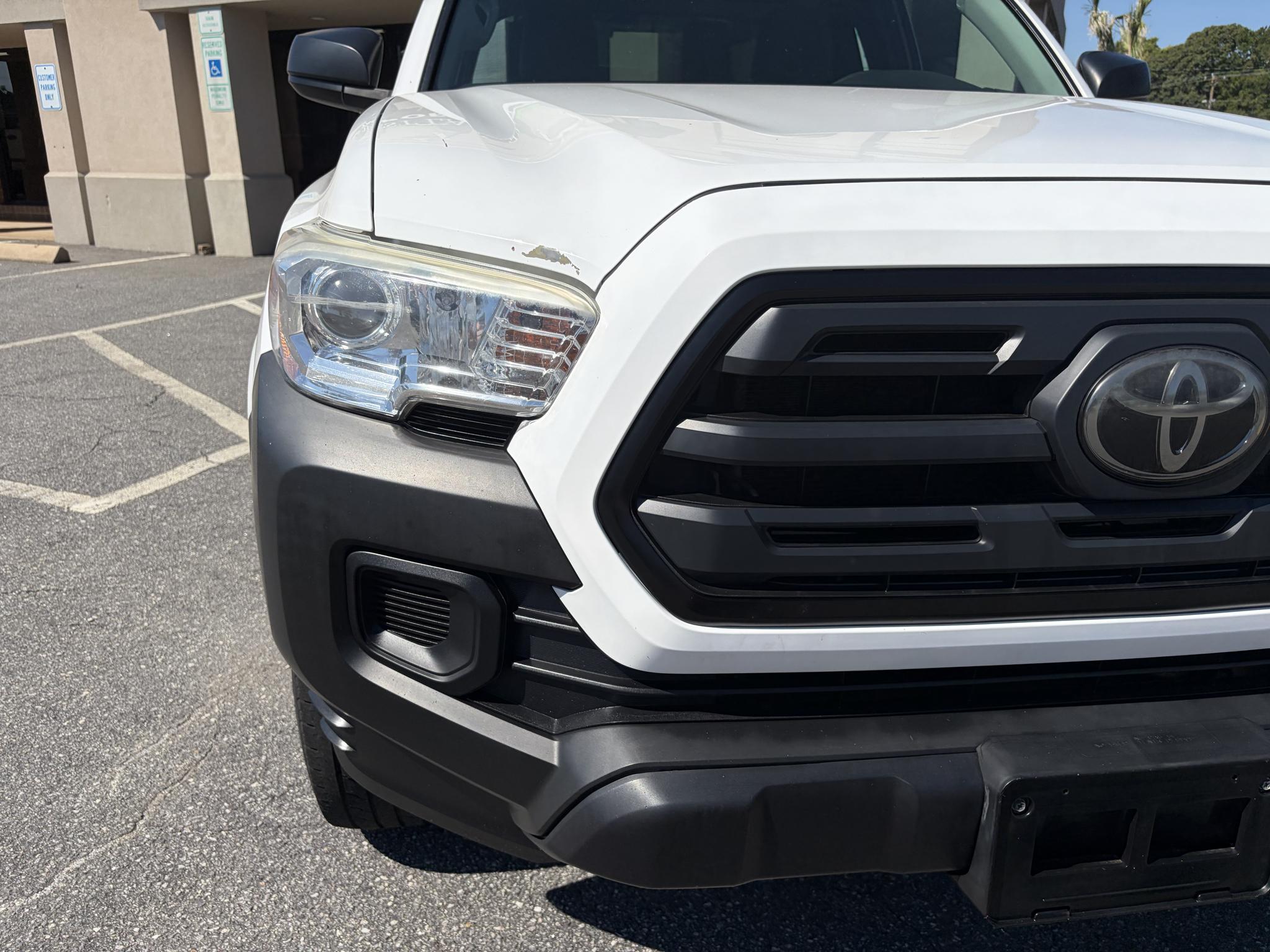 Toyota Tacoma SR5 Access Cab 6' Bed I4 4x2 AT (Natl) 2018