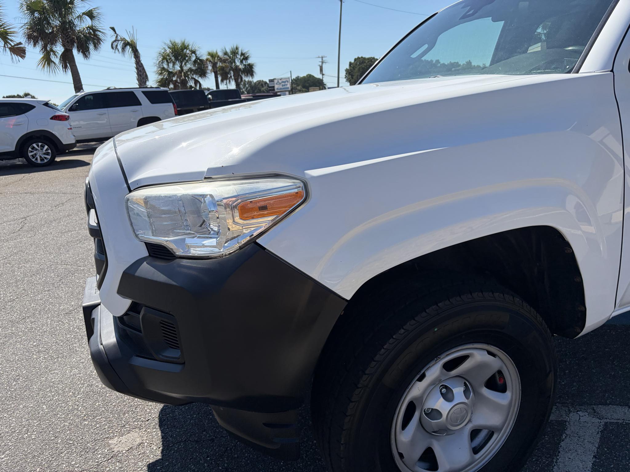 Toyota Tacoma SR5 Access Cab 6' Bed I4 4x2 AT (Natl) 2018