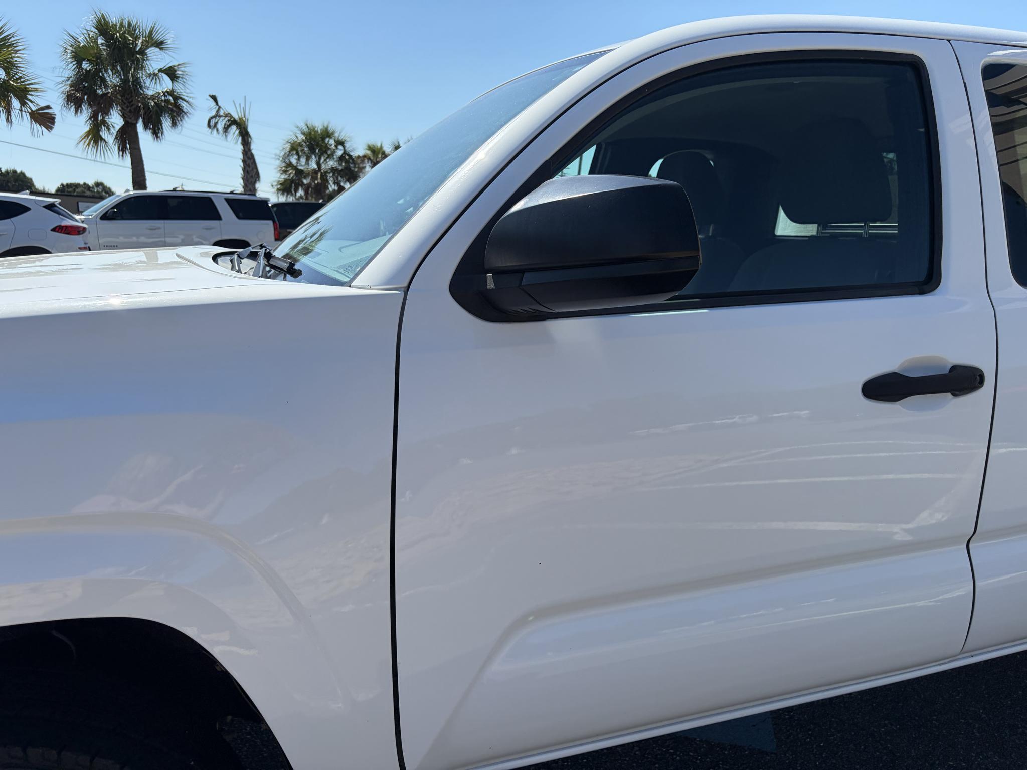 Toyota Tacoma SR5 Access Cab 6' Bed I4 4x2 AT (Natl) 2018