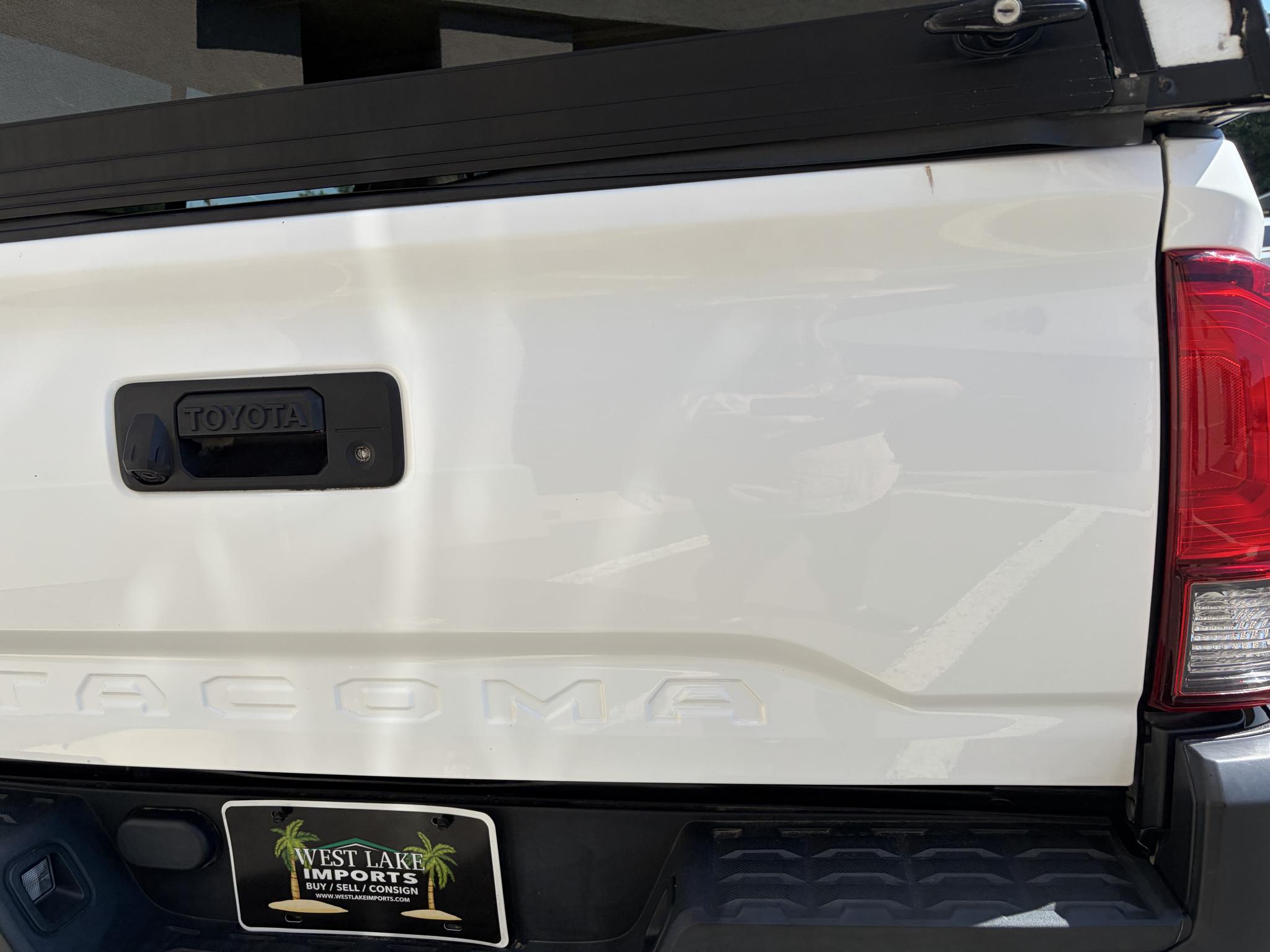Toyota Tacoma SR5 Access Cab 6' Bed I4 4x2 AT (Natl) 2018