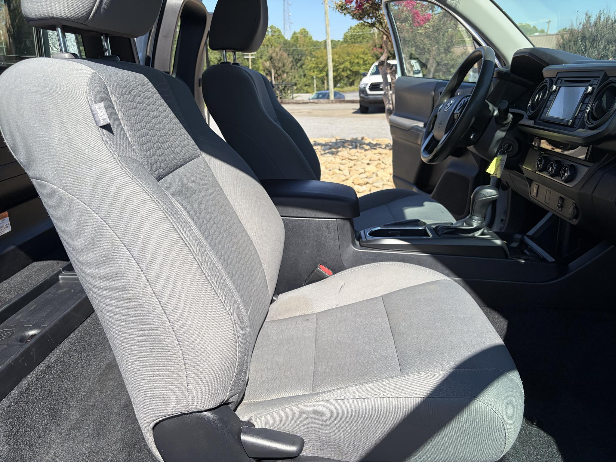 Toyota Tacoma SR5 Access Cab 6' Bed I4 4x2 AT (Natl) 2018