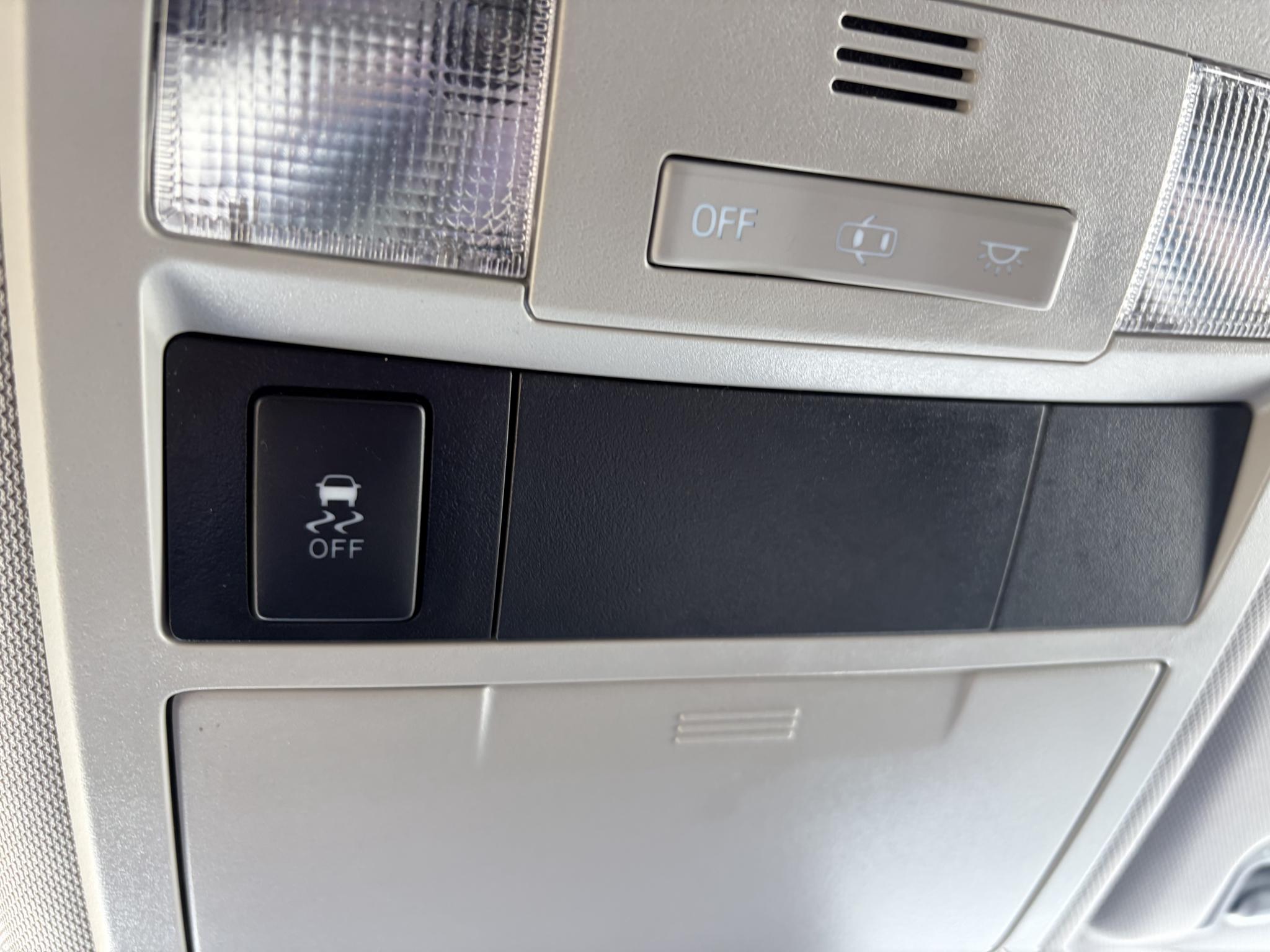 Toyota Tacoma SR5 Access Cab 6' Bed I4 4x2 AT (Natl) 2018