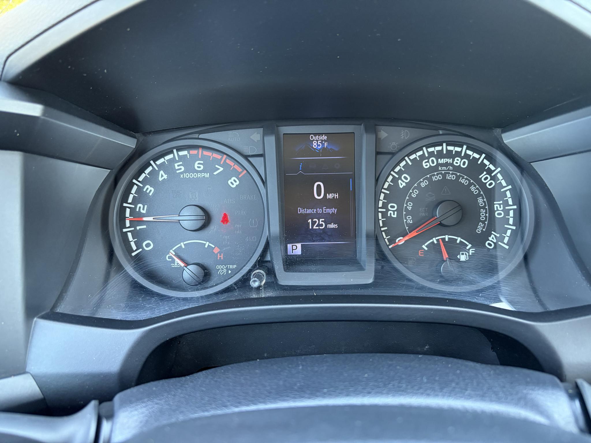 Toyota Tacoma SR5 Access Cab 6' Bed I4 4x2 AT (Natl) 2018