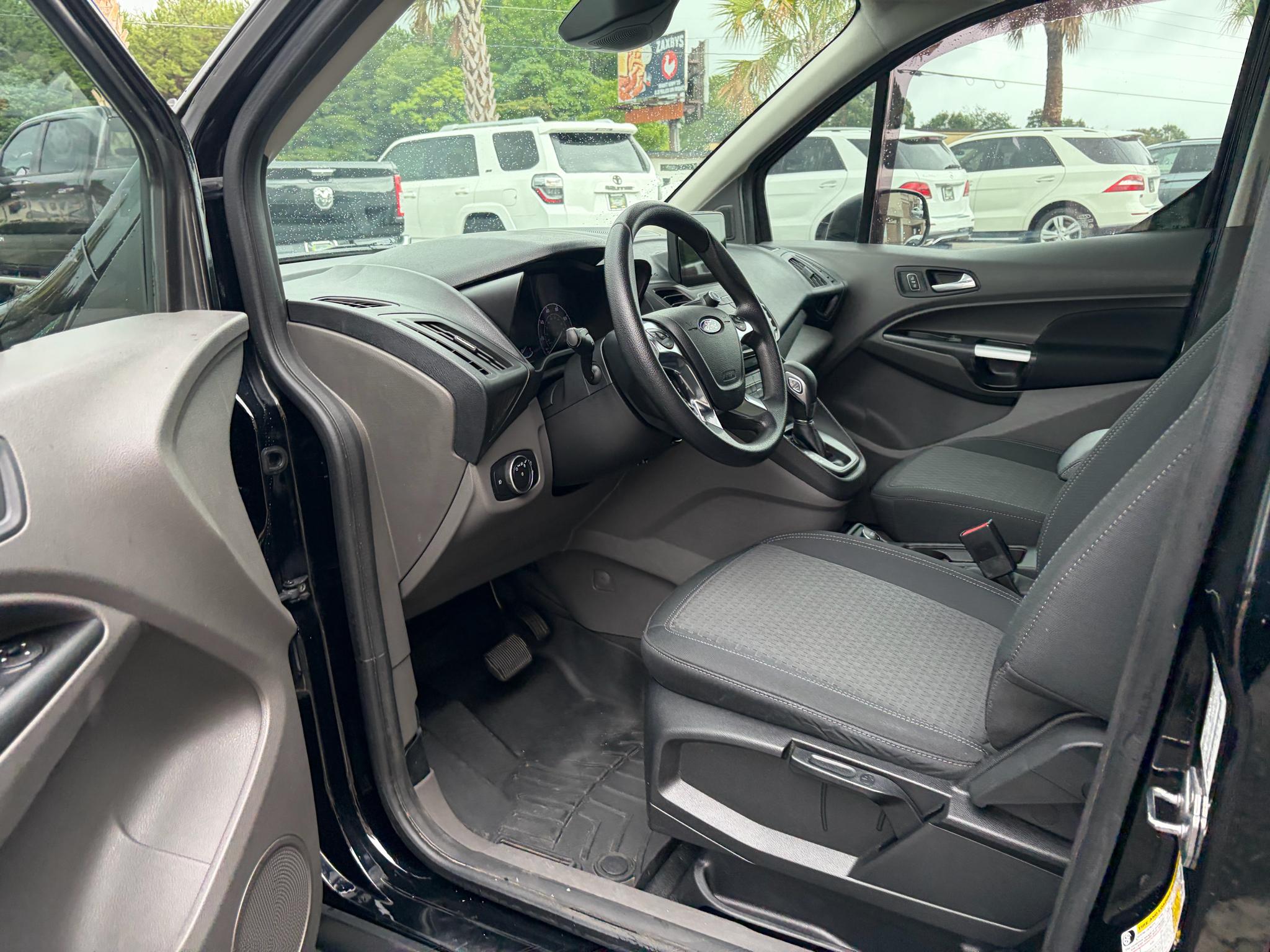 Ford Transit Connect Van XLT LWB w/Rear Symmetrical Doors 2019