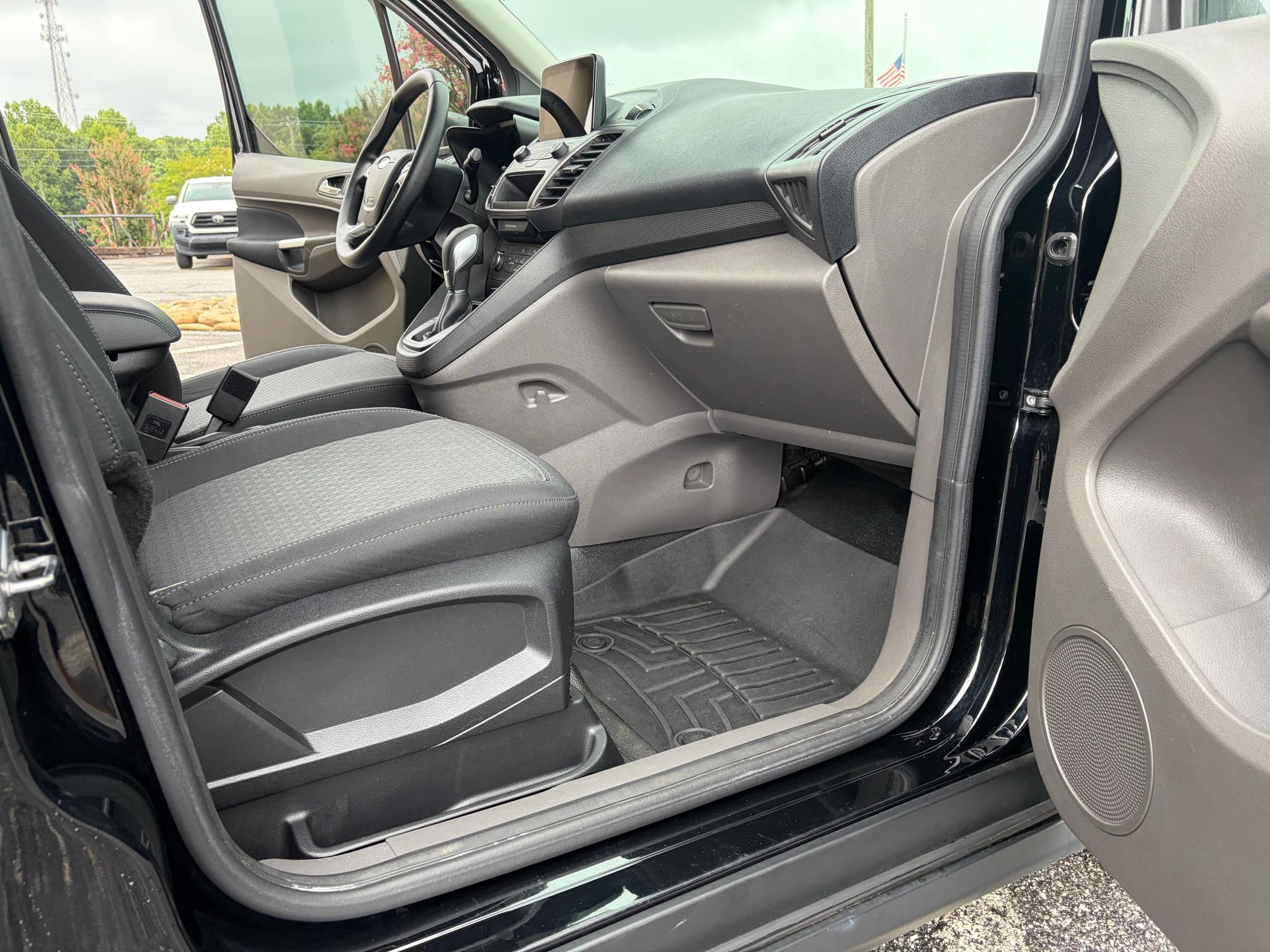 Ford Transit Connect Van XLT LWB w/Rear Symmetrical Doors 2019