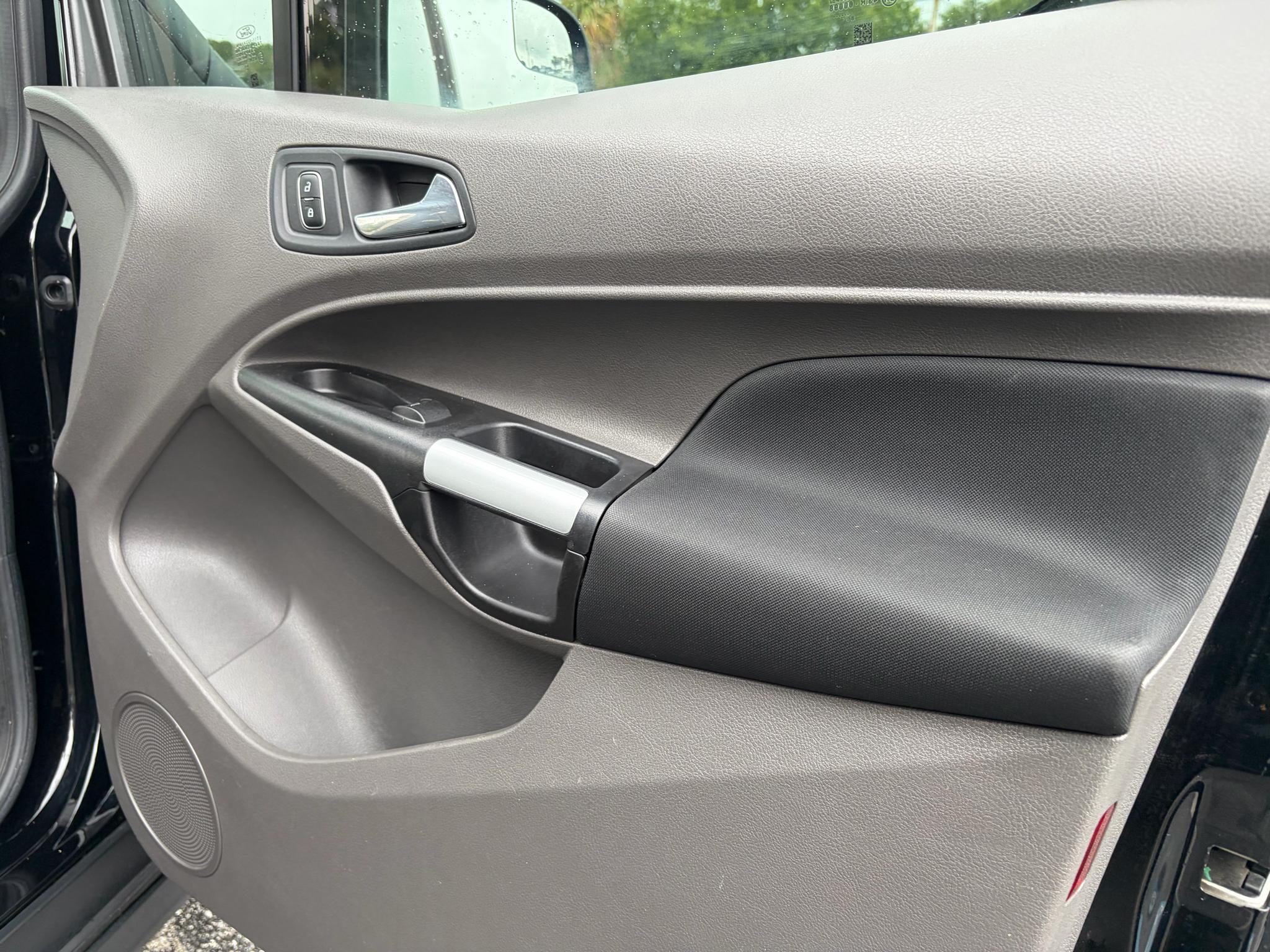 Ford Transit Connect Van XLT LWB w/Rear Symmetrical Doors 2019