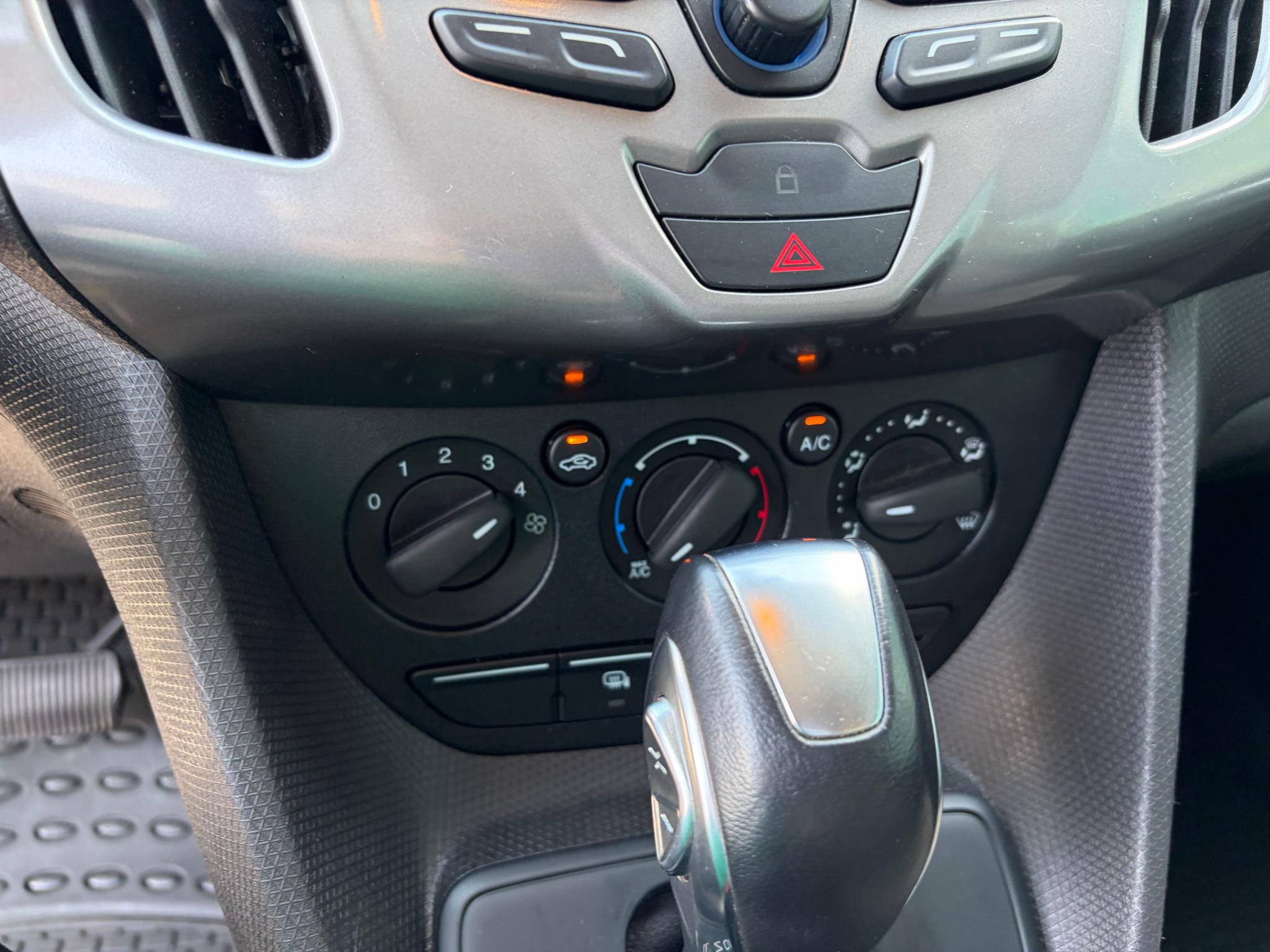 Ford Transit Connect Van XLT LWB w/Rear Symmetrical Doors 2018