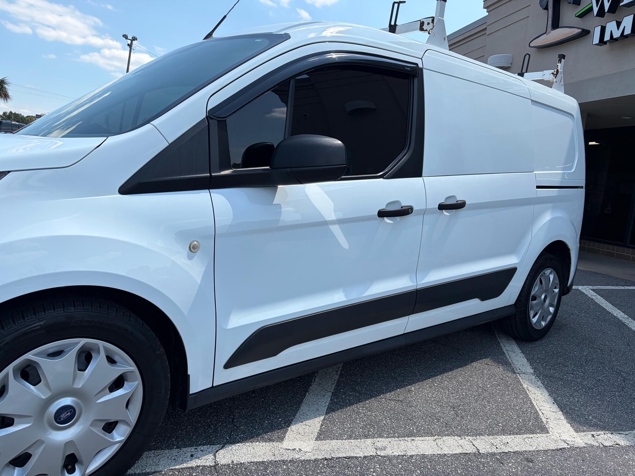 Ford Transit Connect Van XLT LWB w/Rear Symmetrical Doors 2018