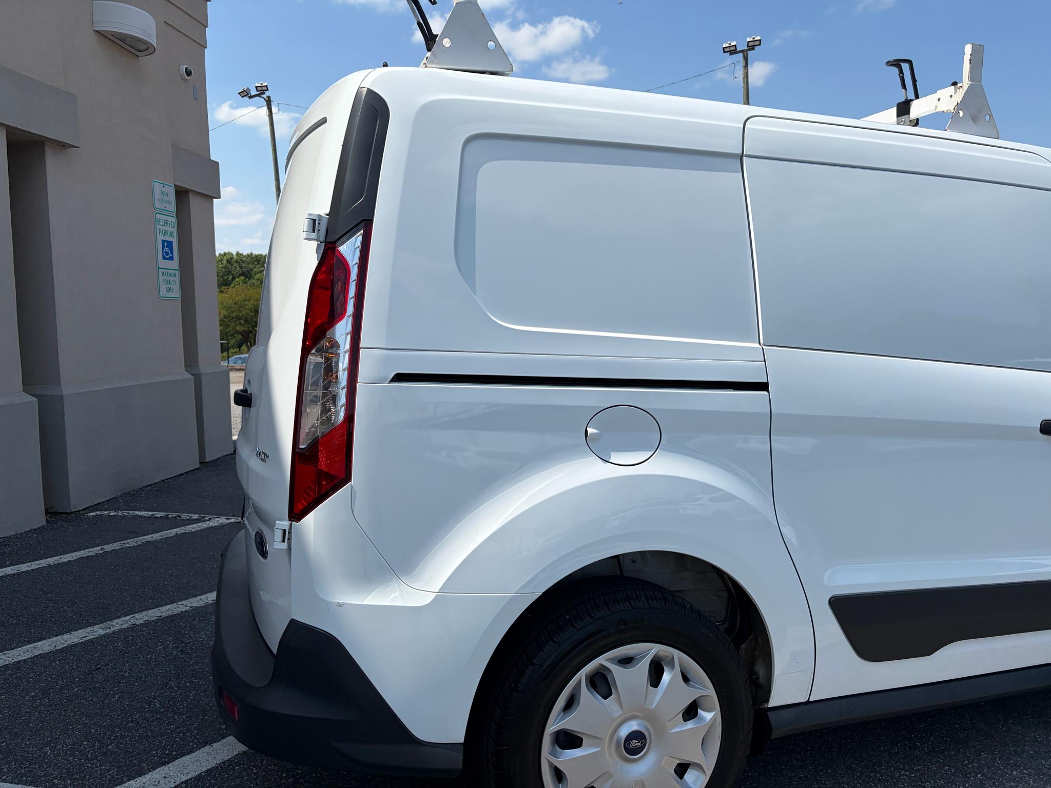 Ford Transit Connect Van XLT LWB w/Rear Symmetrical Doors 2018