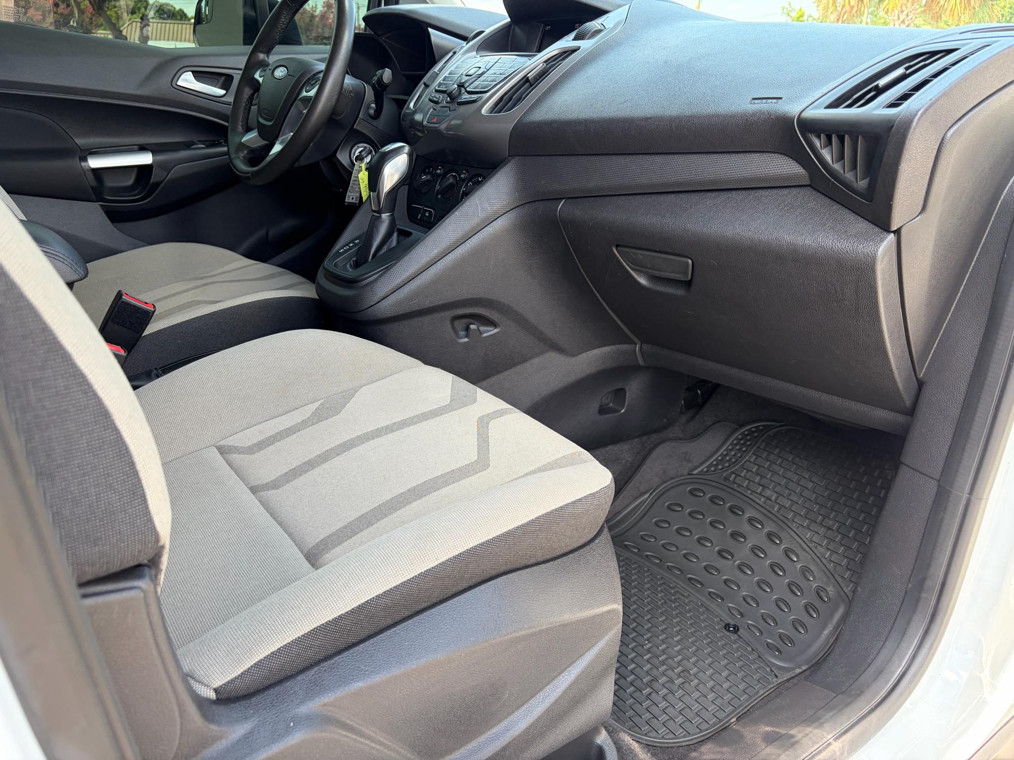 Ford Transit Connect Van XLT LWB w/Rear Symmetrical Doors 2018