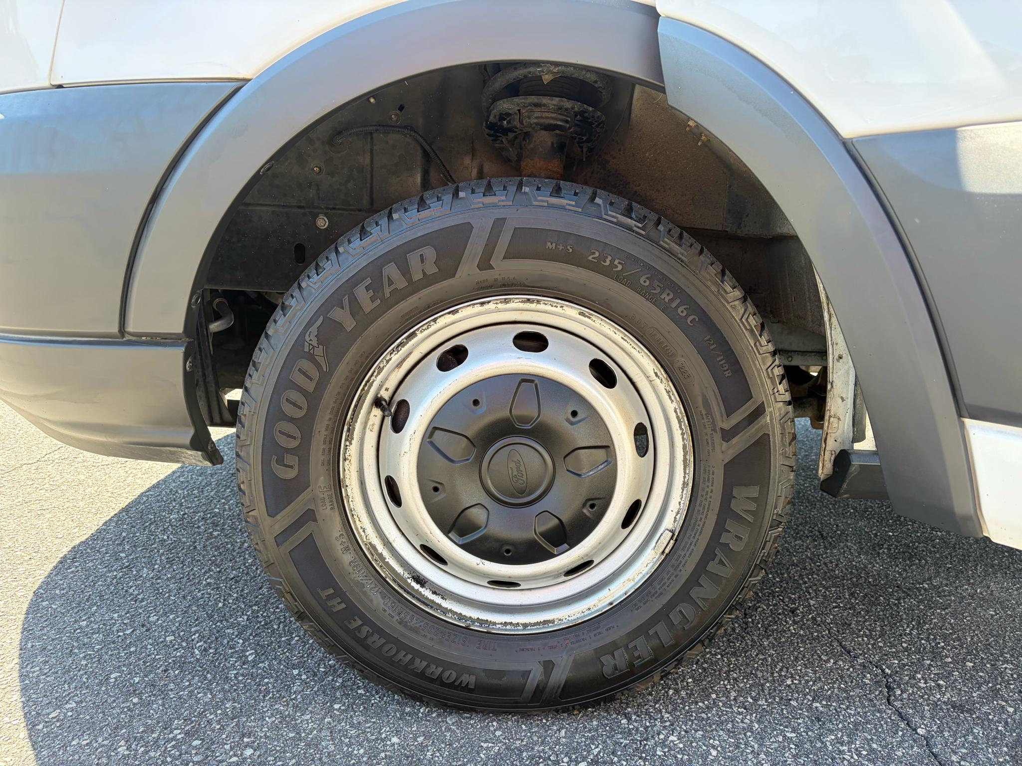Ford Transit Cargo Van T-150 148" Low Rf 8600 GVWR Sliding RH Dr 2016