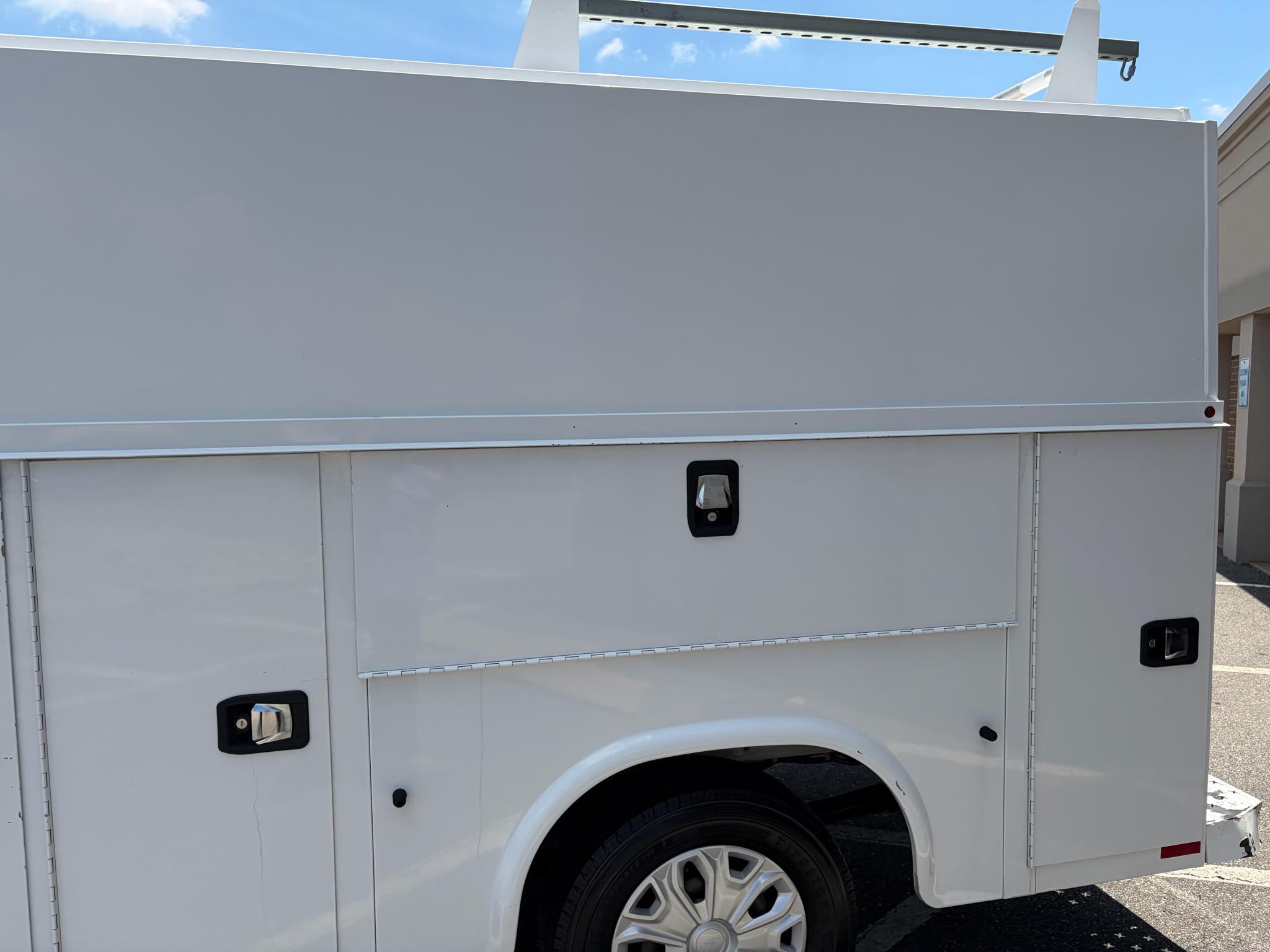 Ford Transit Cutaway T-250 SRW 138" WB 9000 GVWR 2018