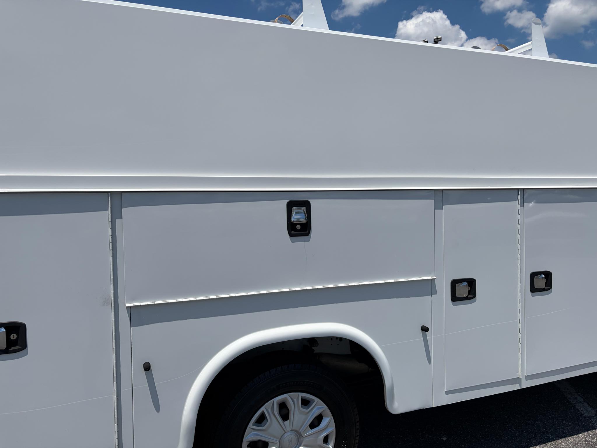 Ford Transit Cutaway T-250 SRW 138" WB 9000 GVWR 2018