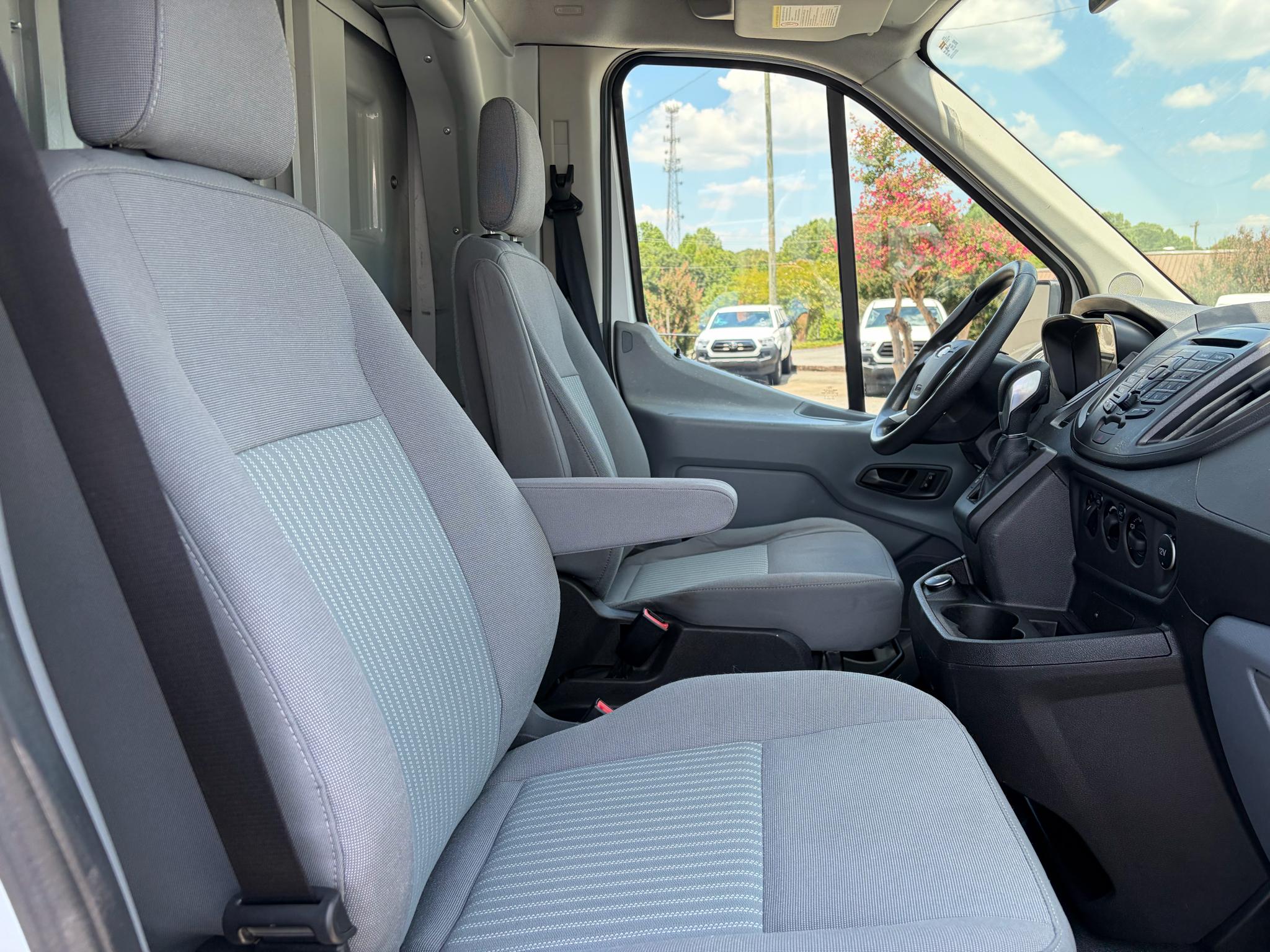 Ford Transit Cutaway T-250 SRW 138" WB 9000 GVWR 2018