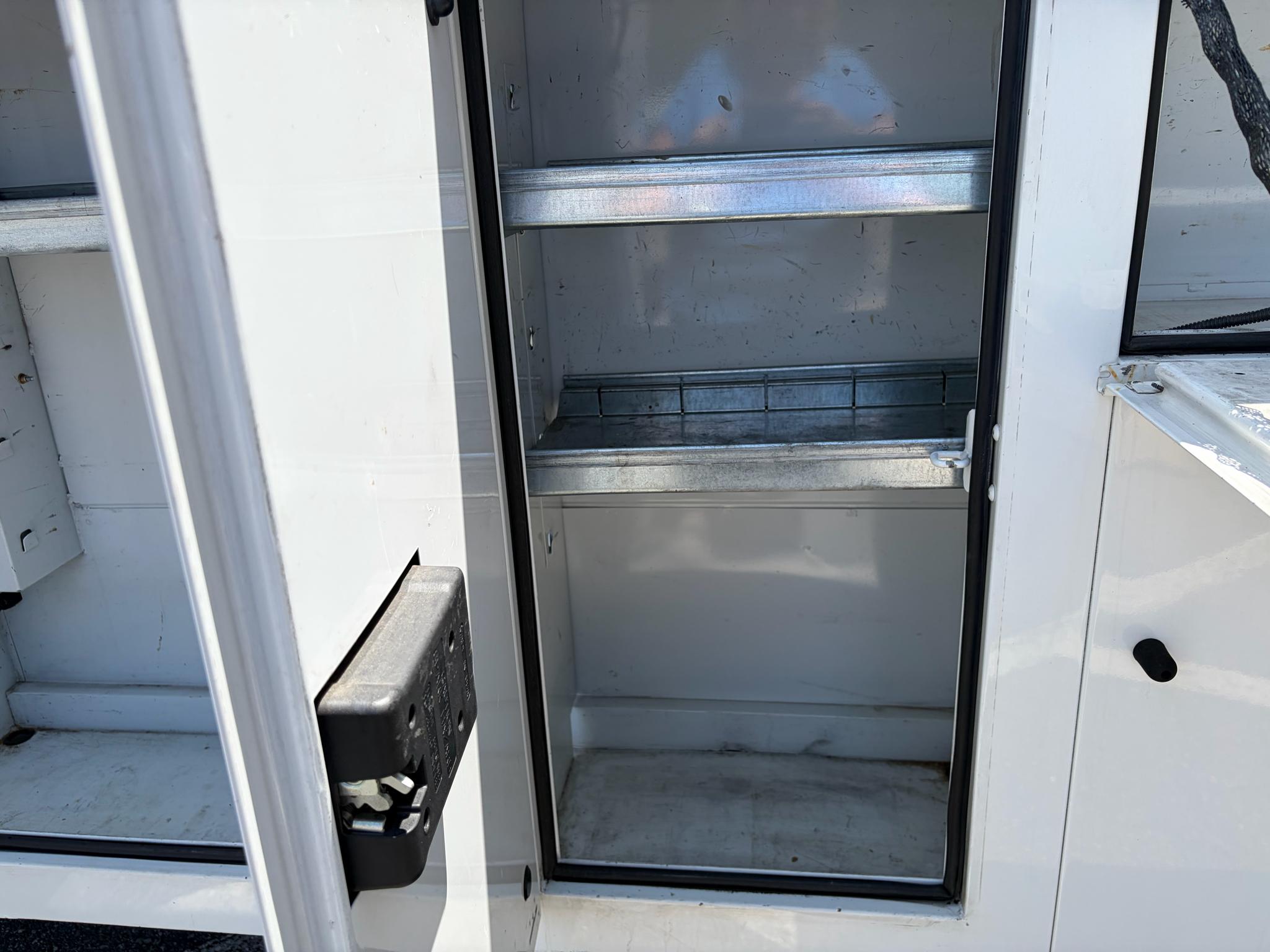 Ford Transit Cutaway T-250 SRW 138" WB 9000 GVWR 2018