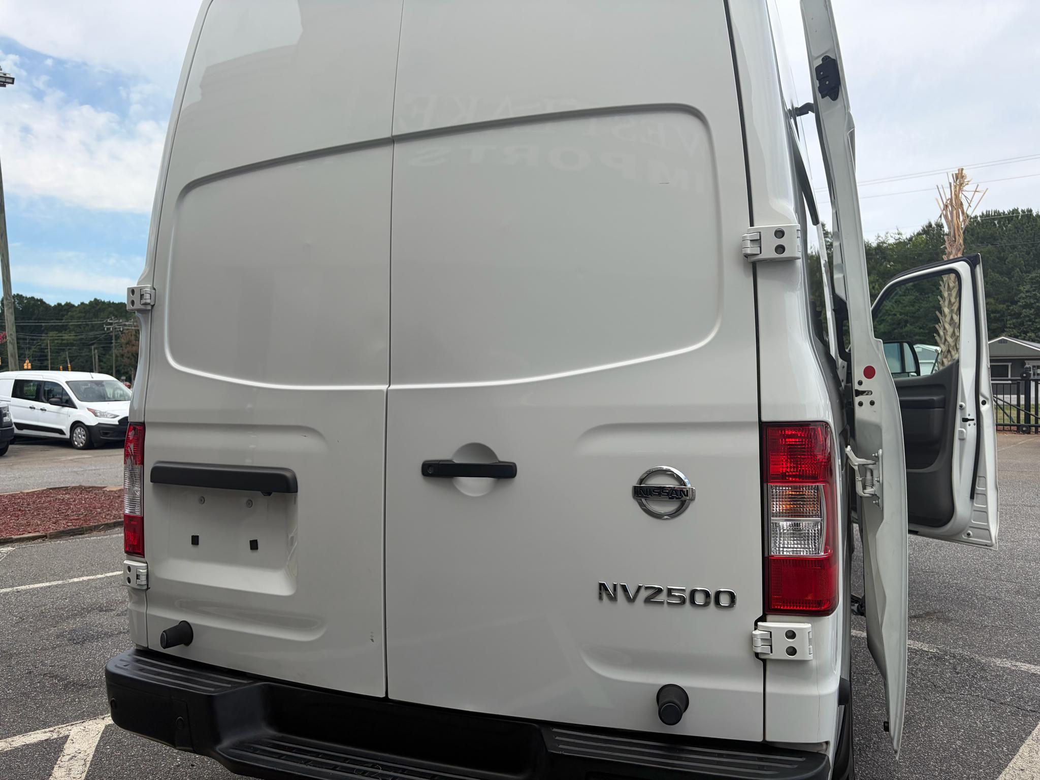 Nissan NV Cargo NV1500 Standard Roof V6 SV 2019