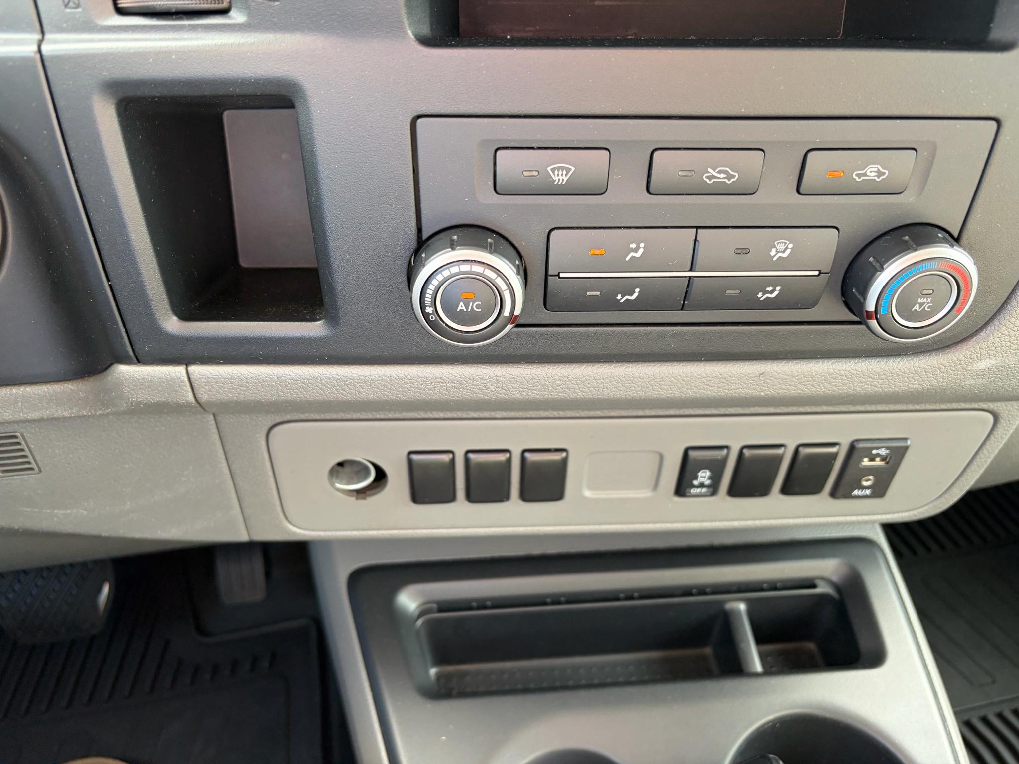 Nissan NV Cargo NV1500 Standard Roof V6 SV 2019