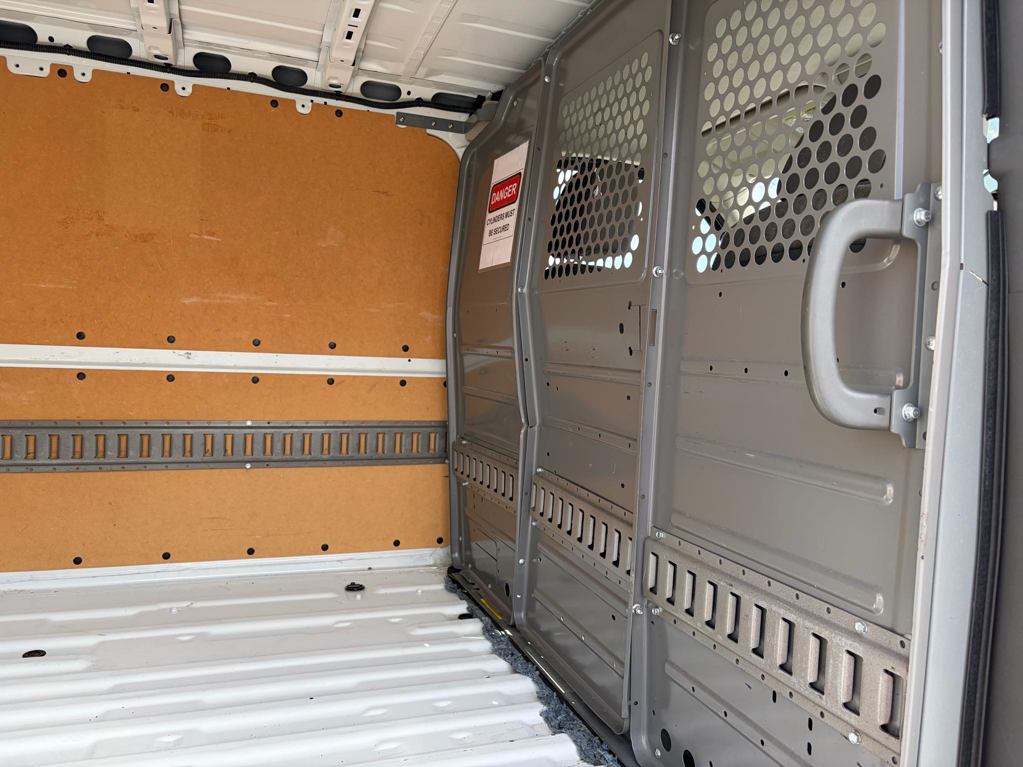 Nissan NV Cargo NV1500 Standard Roof V6 SV 2019
