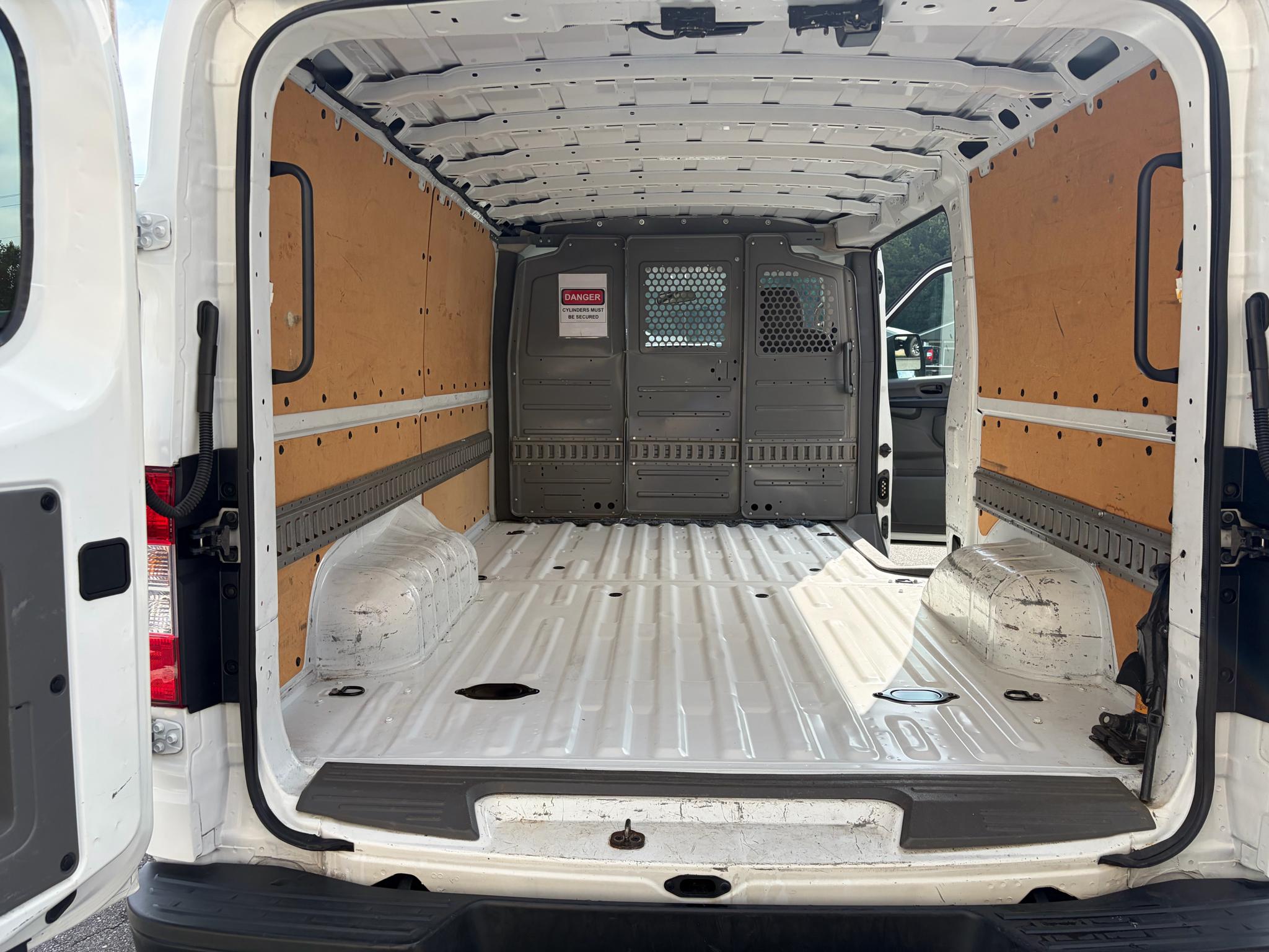 Nissan NV Cargo NV1500 Standard Roof V6 SV 2019