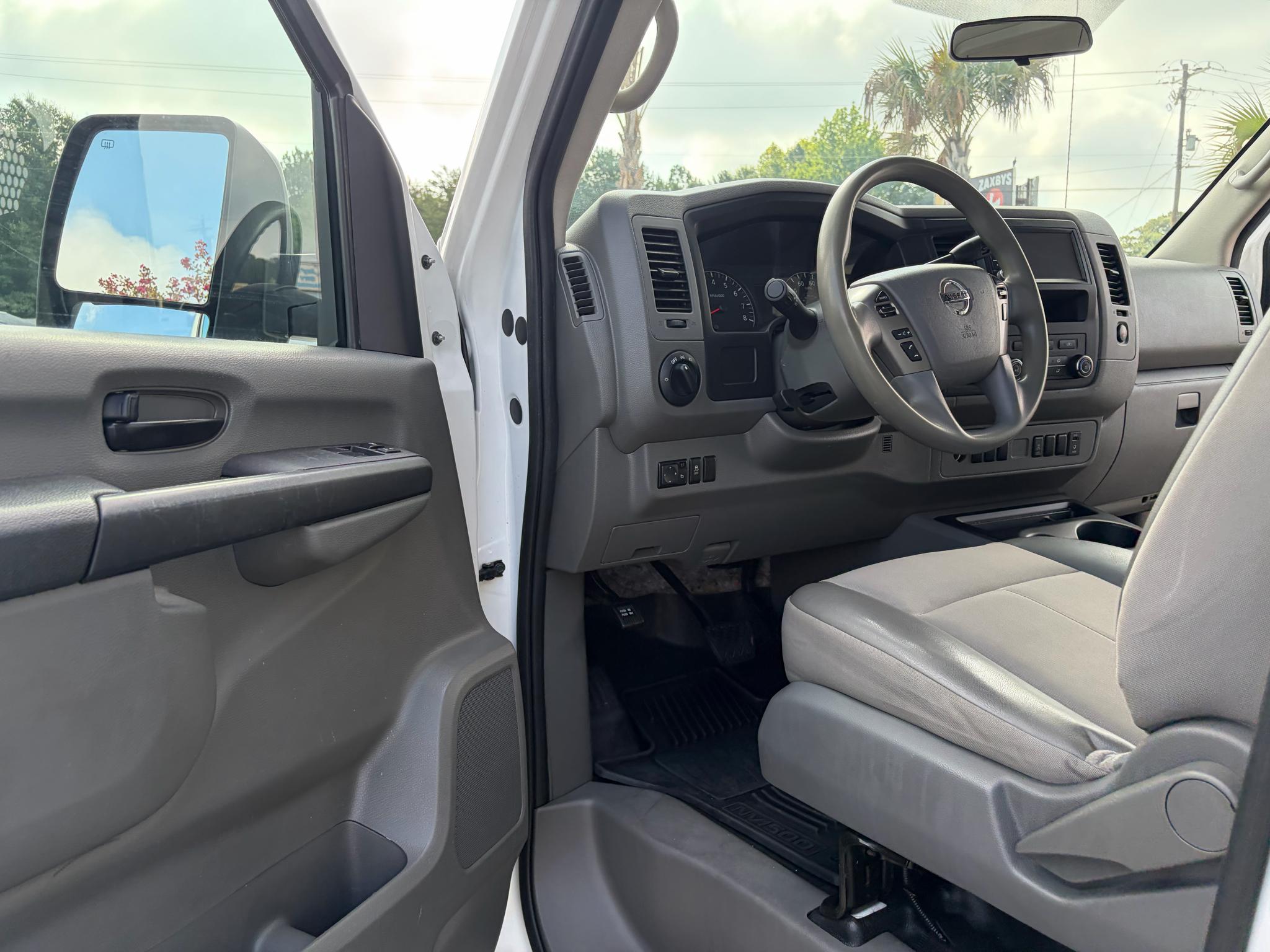 Nissan NV Cargo NV1500 Standard Roof V6 SV 2019