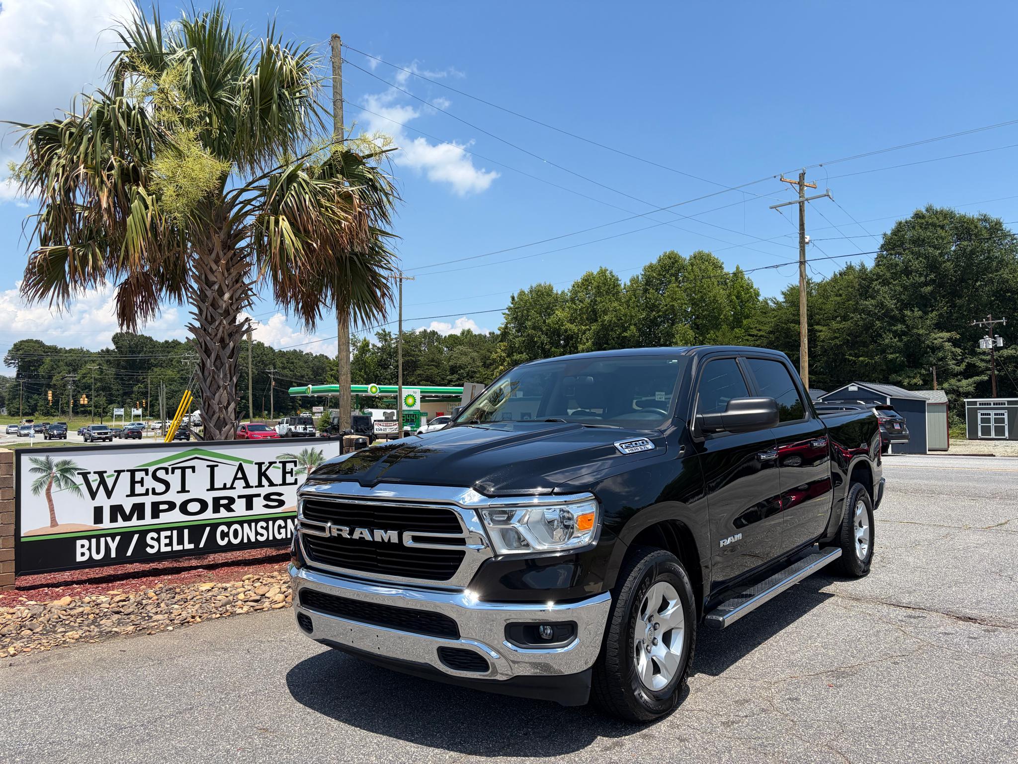 2020 RAM 1500 Big Horn 4x4 Crew Cab 5'7" Box