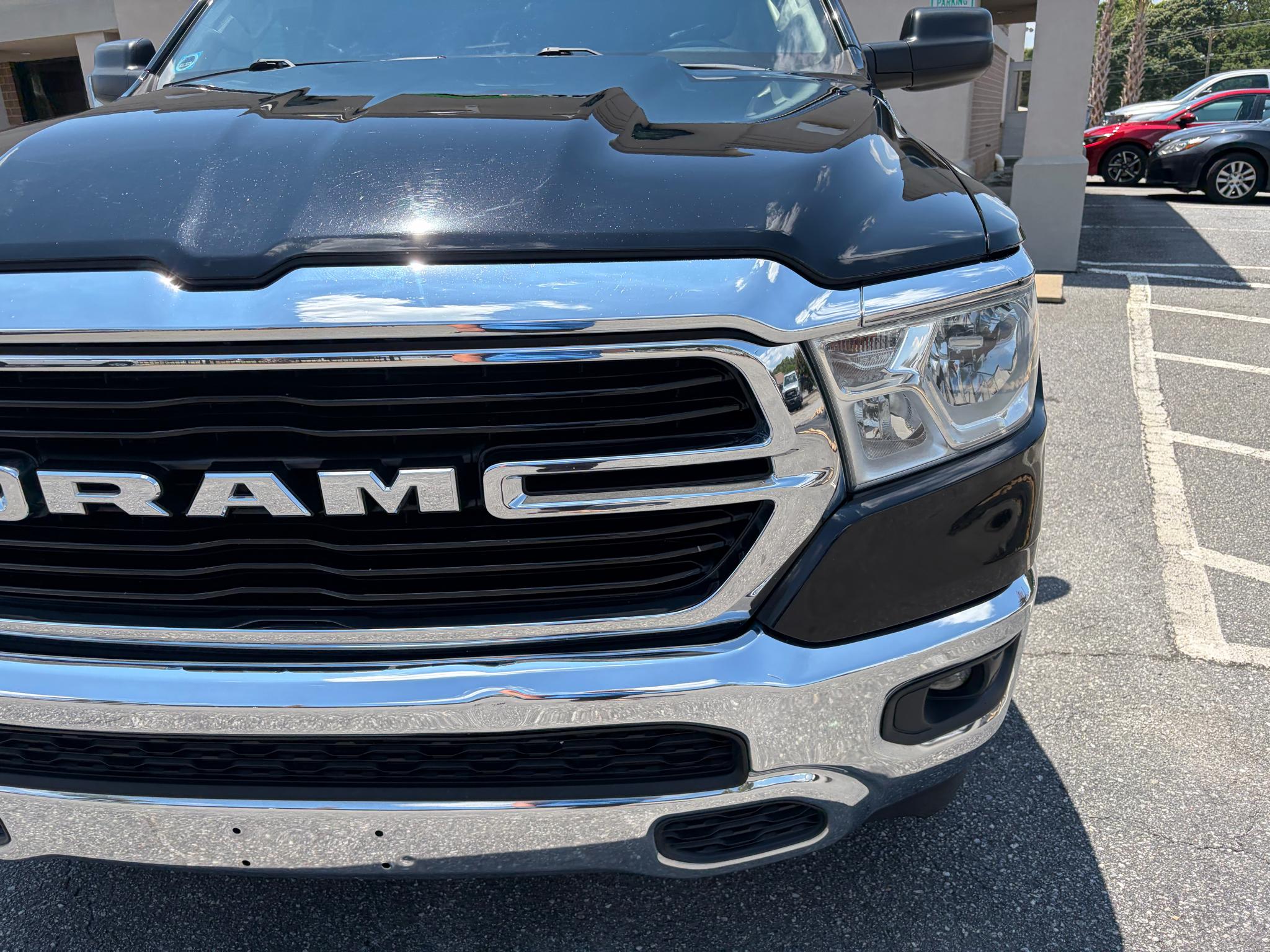 RAM 1500 Big Horn 4x4 Crew Cab 5'7" Box 2020