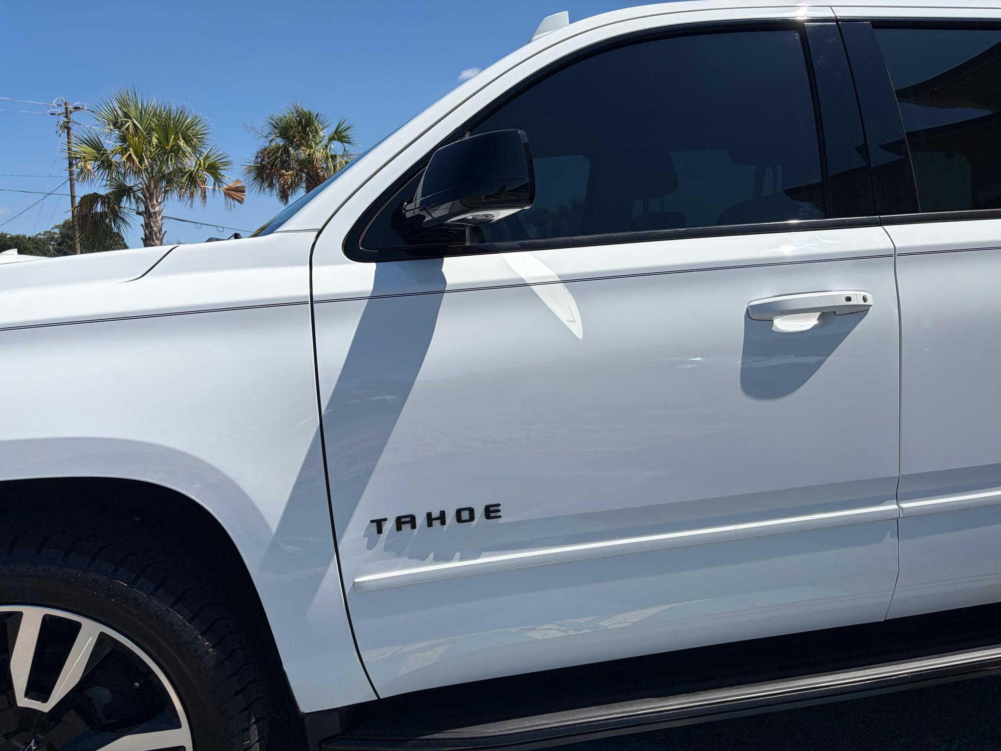Chevrolet Tahoe 4WD 4dr Premier 2019