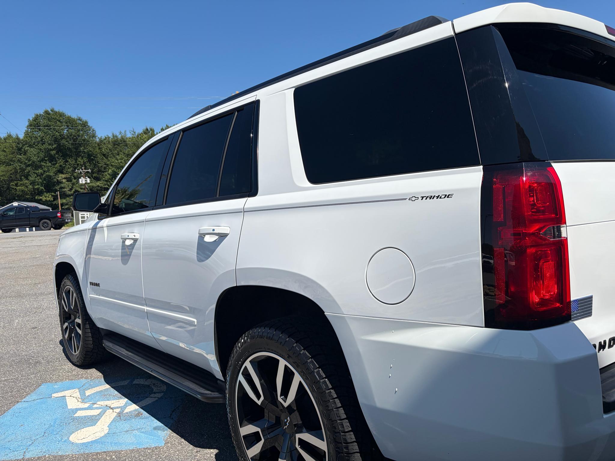 Chevrolet Tahoe 4WD 4dr Premier 2019