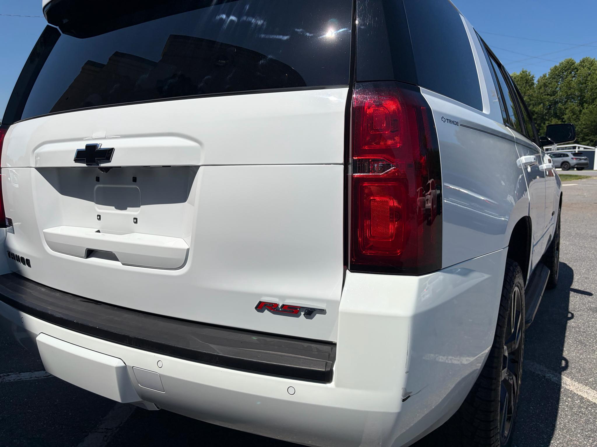 Chevrolet Tahoe 4WD 4dr Premier 2019