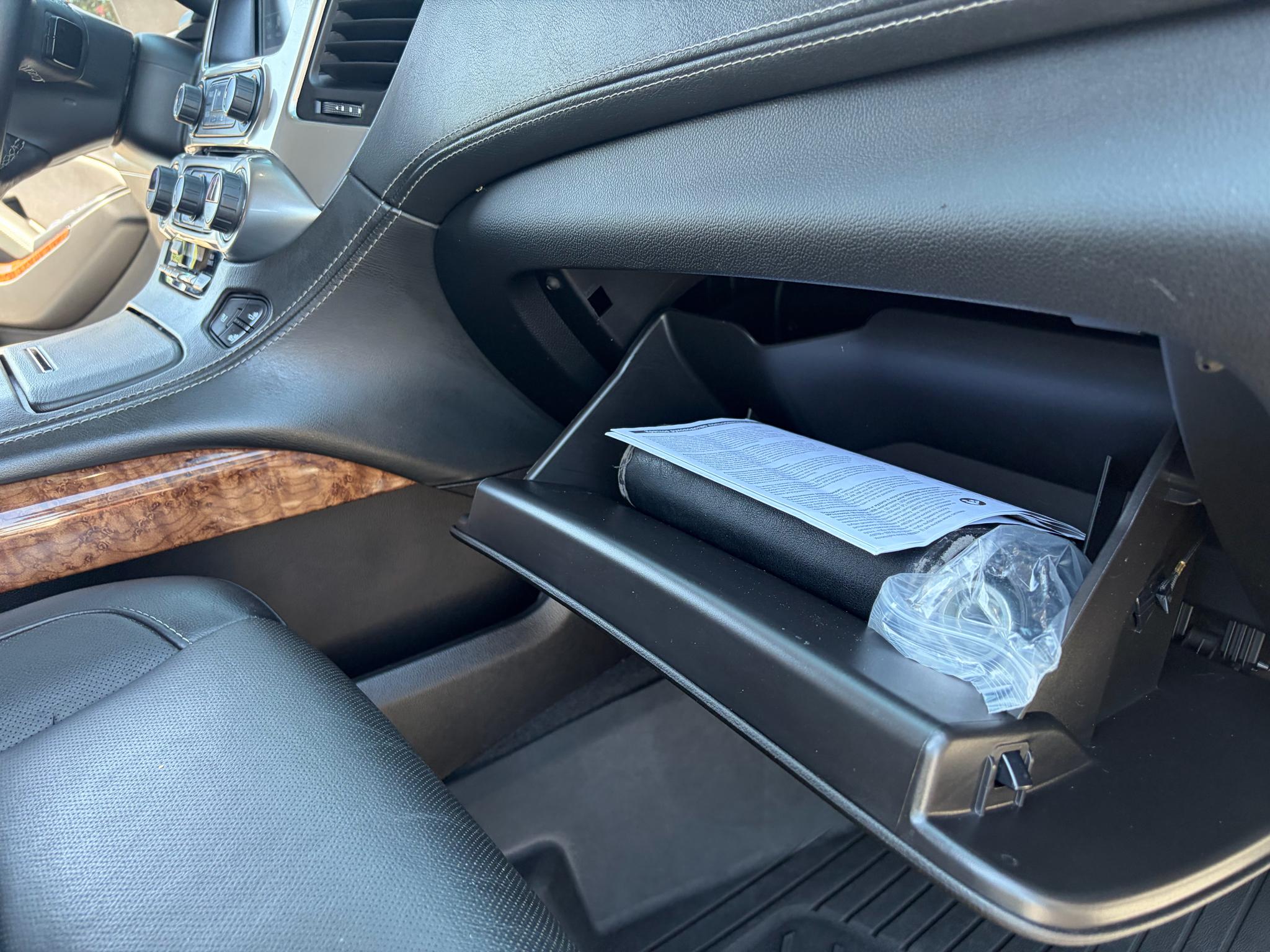 Chevrolet Tahoe 4WD 4dr Premier 2019