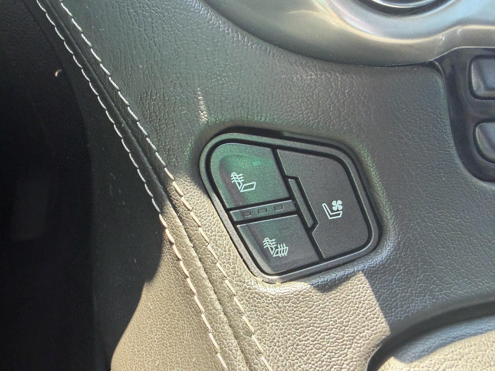 Chevrolet Tahoe 4WD 4dr Premier 2019