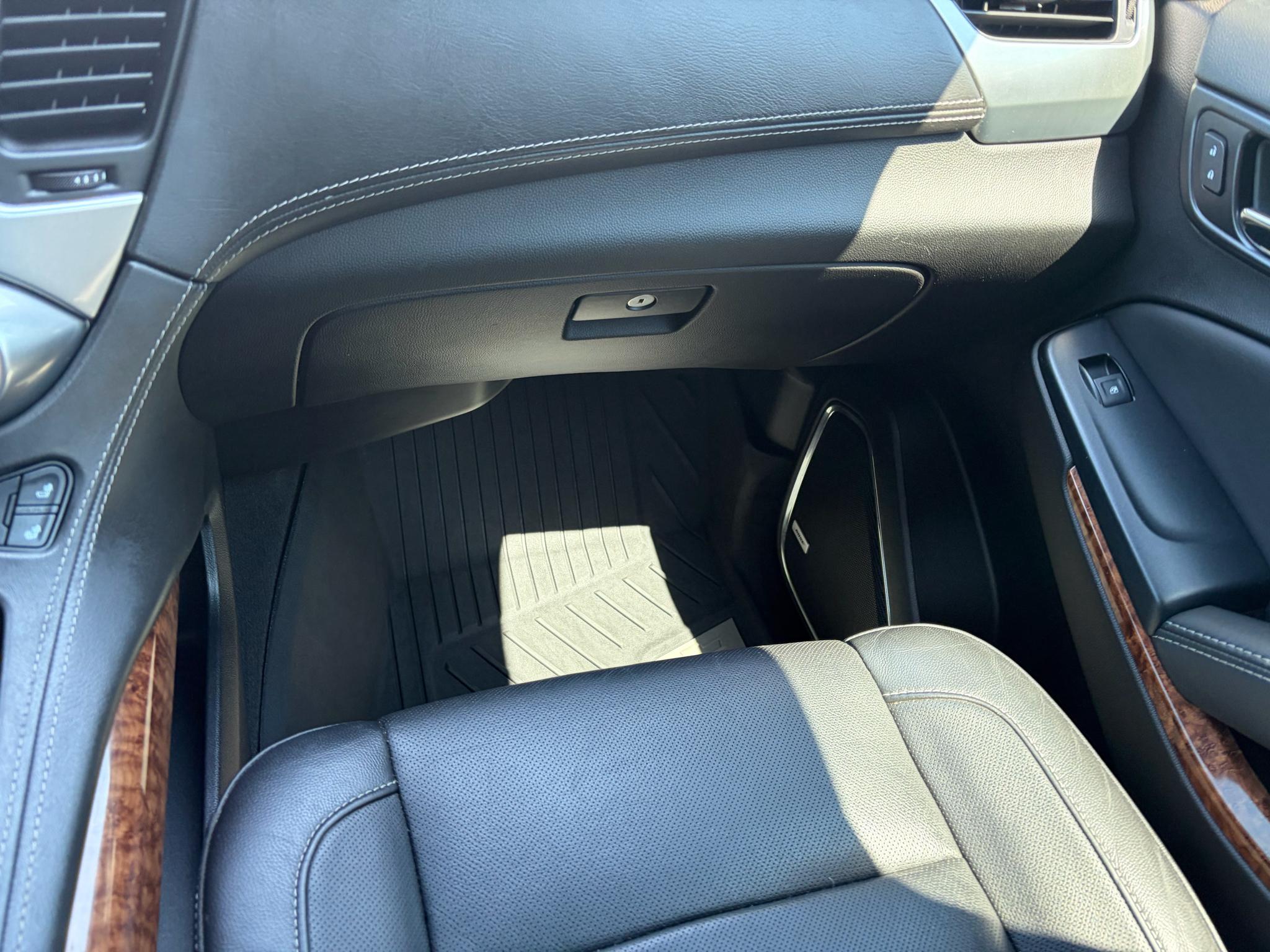 Chevrolet Tahoe 4WD 4dr Premier 2019
