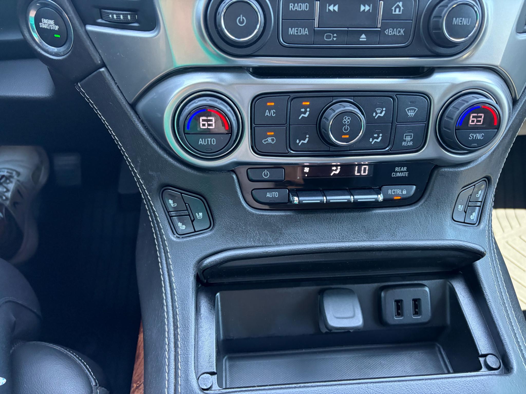 Chevrolet Tahoe 4WD 4dr Premier 2019