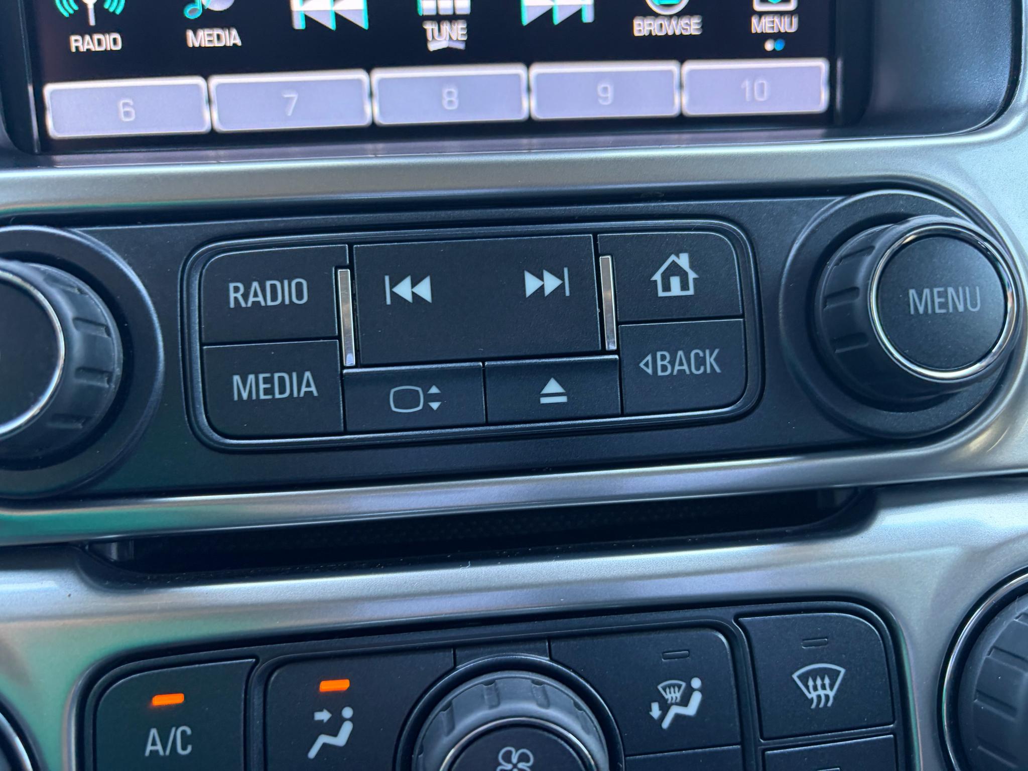 Chevrolet Tahoe 4WD 4dr Premier 2019